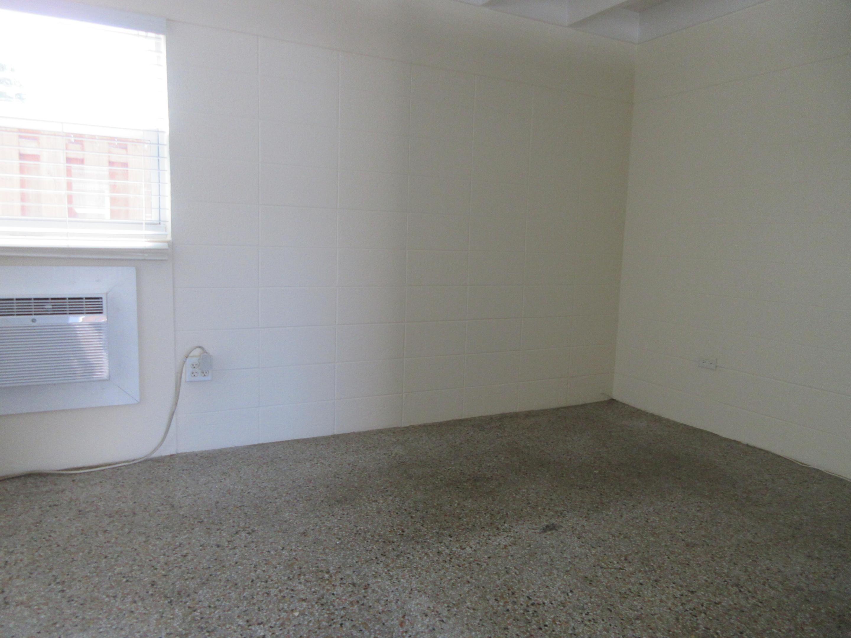 1234 17th Avenue N 3