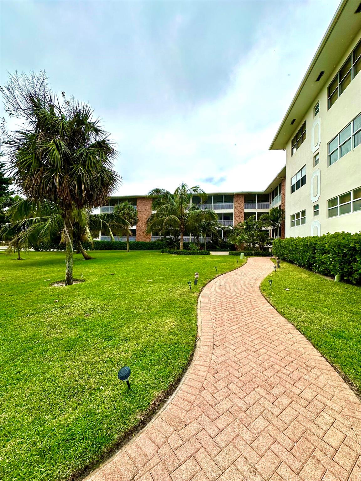 2501 S Ocean Boulevard 3040