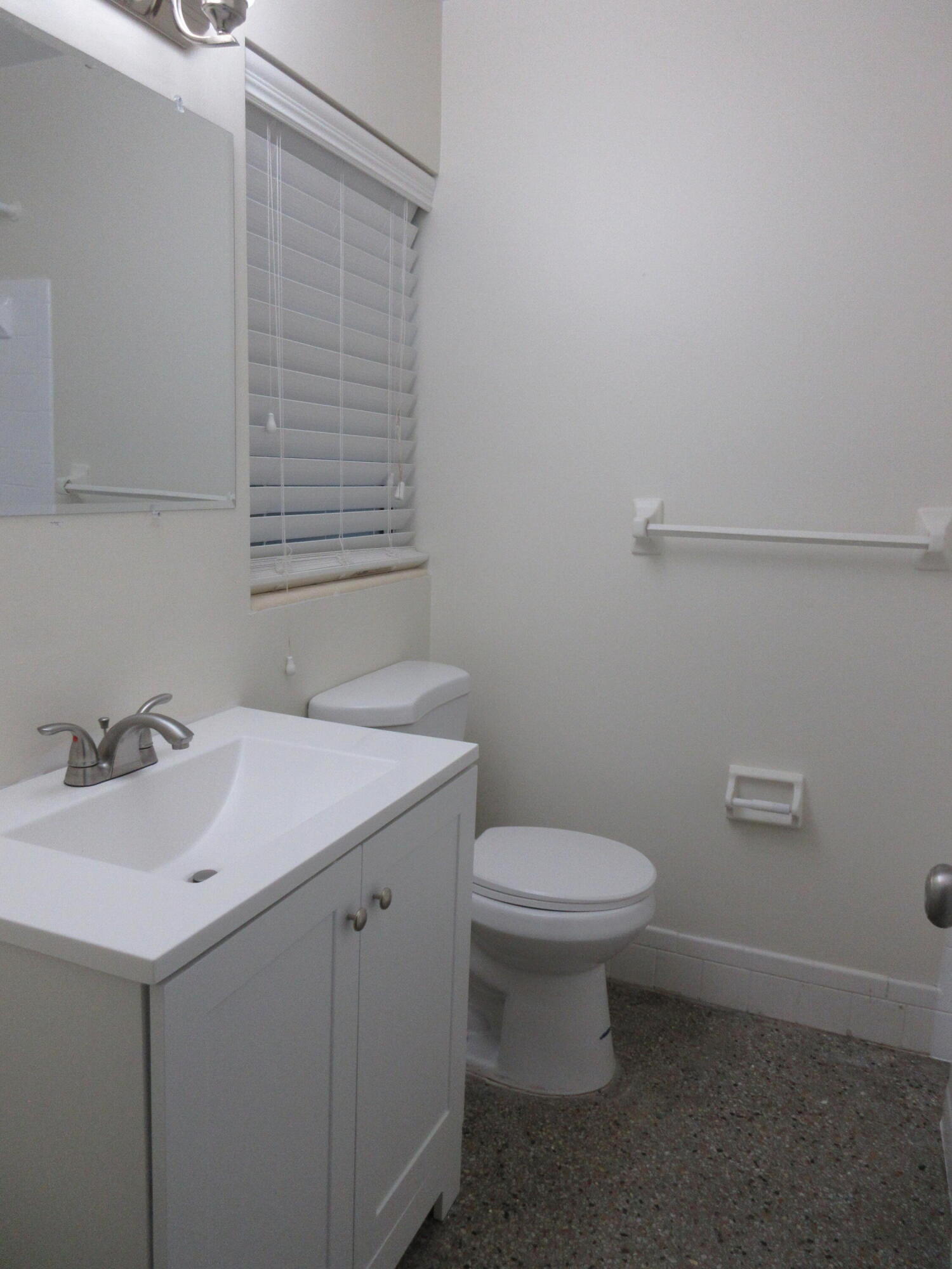 1234 17th Avenue N 4