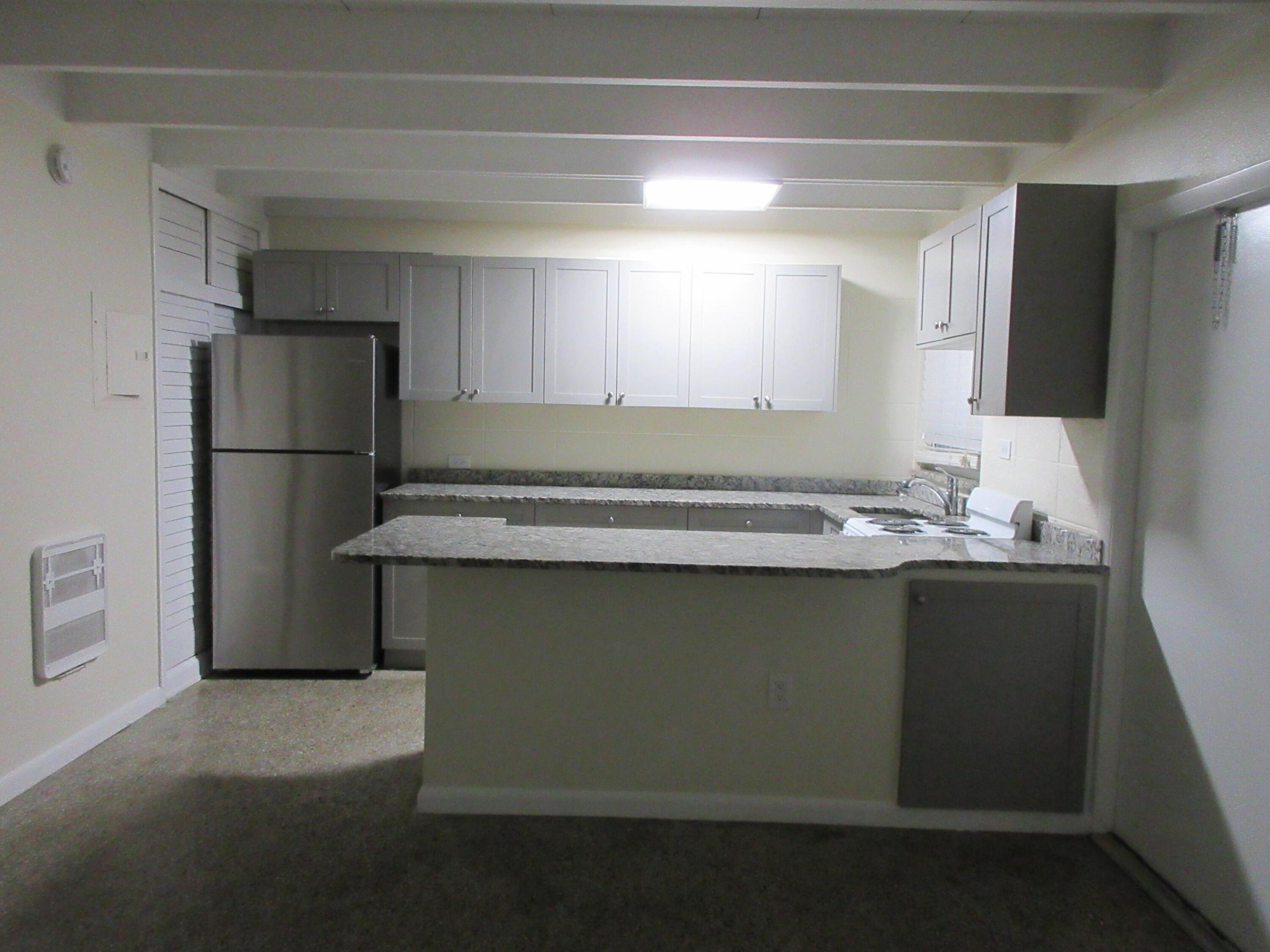 1234 17th Avenue N 4