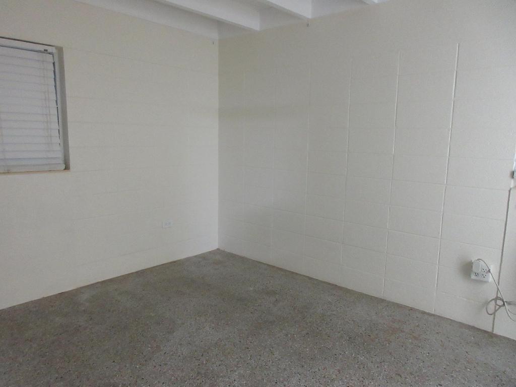 1234 17th Avenue N 4