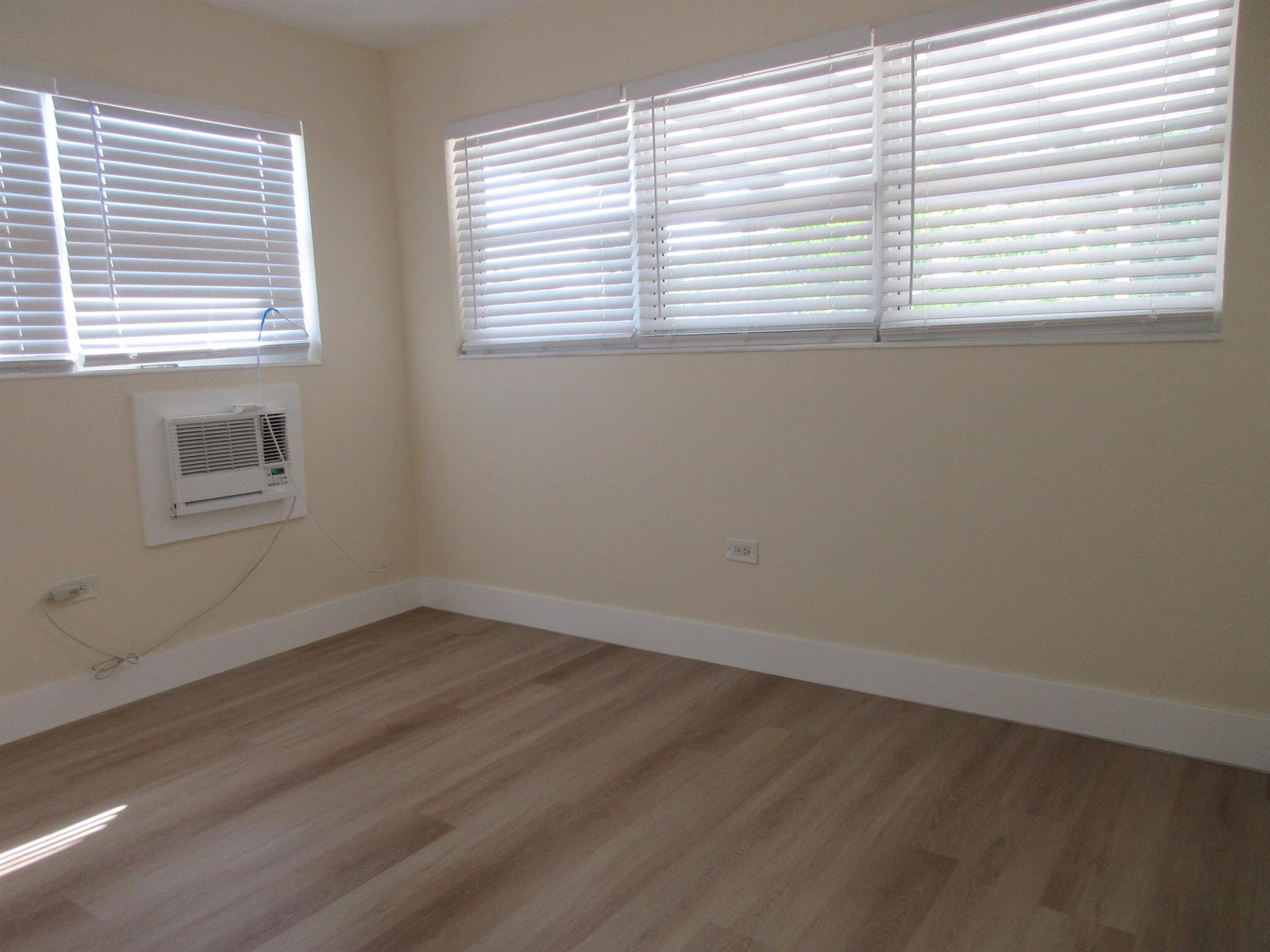 1238 17th Avenue N 1