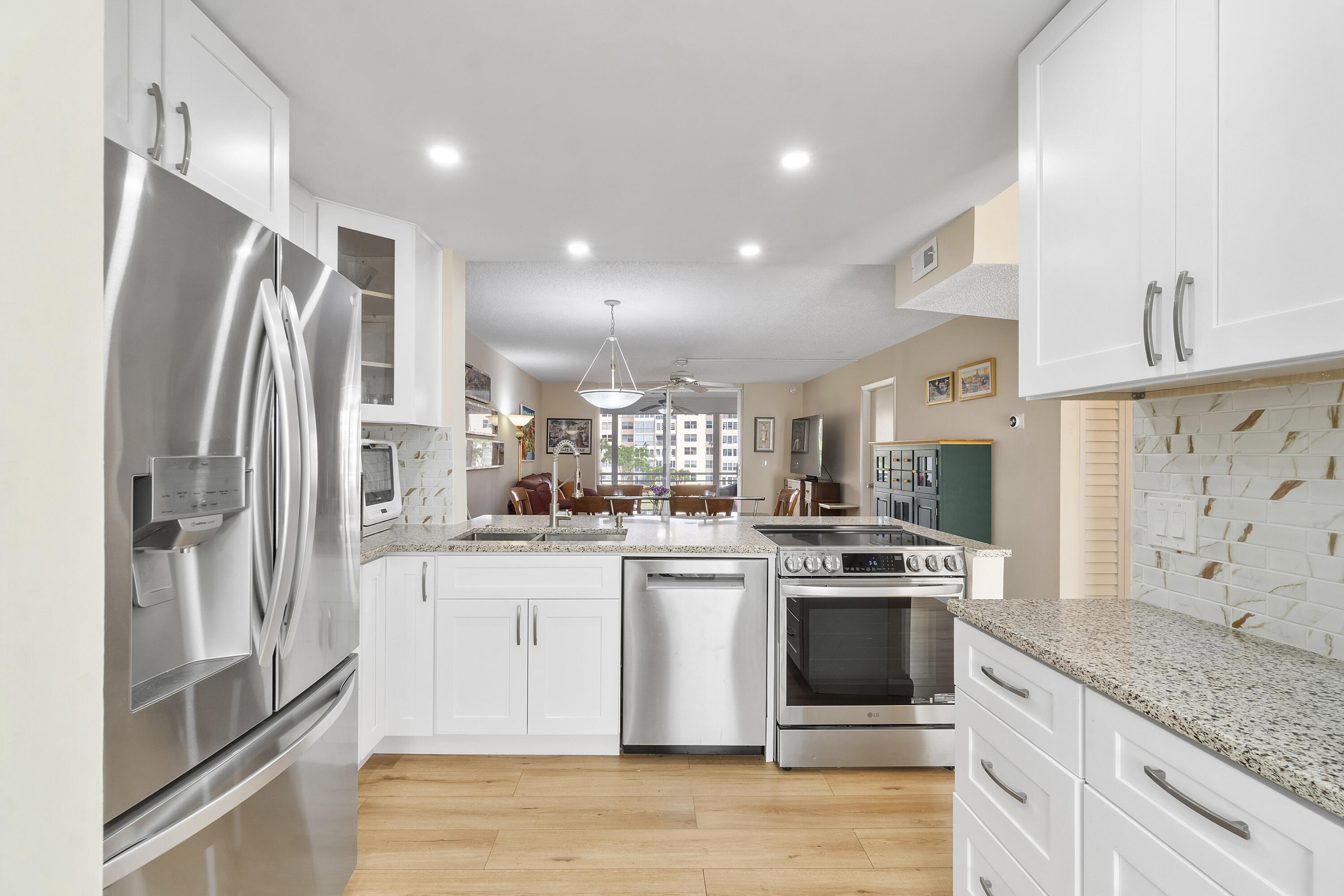 27 Abbey Lane 306