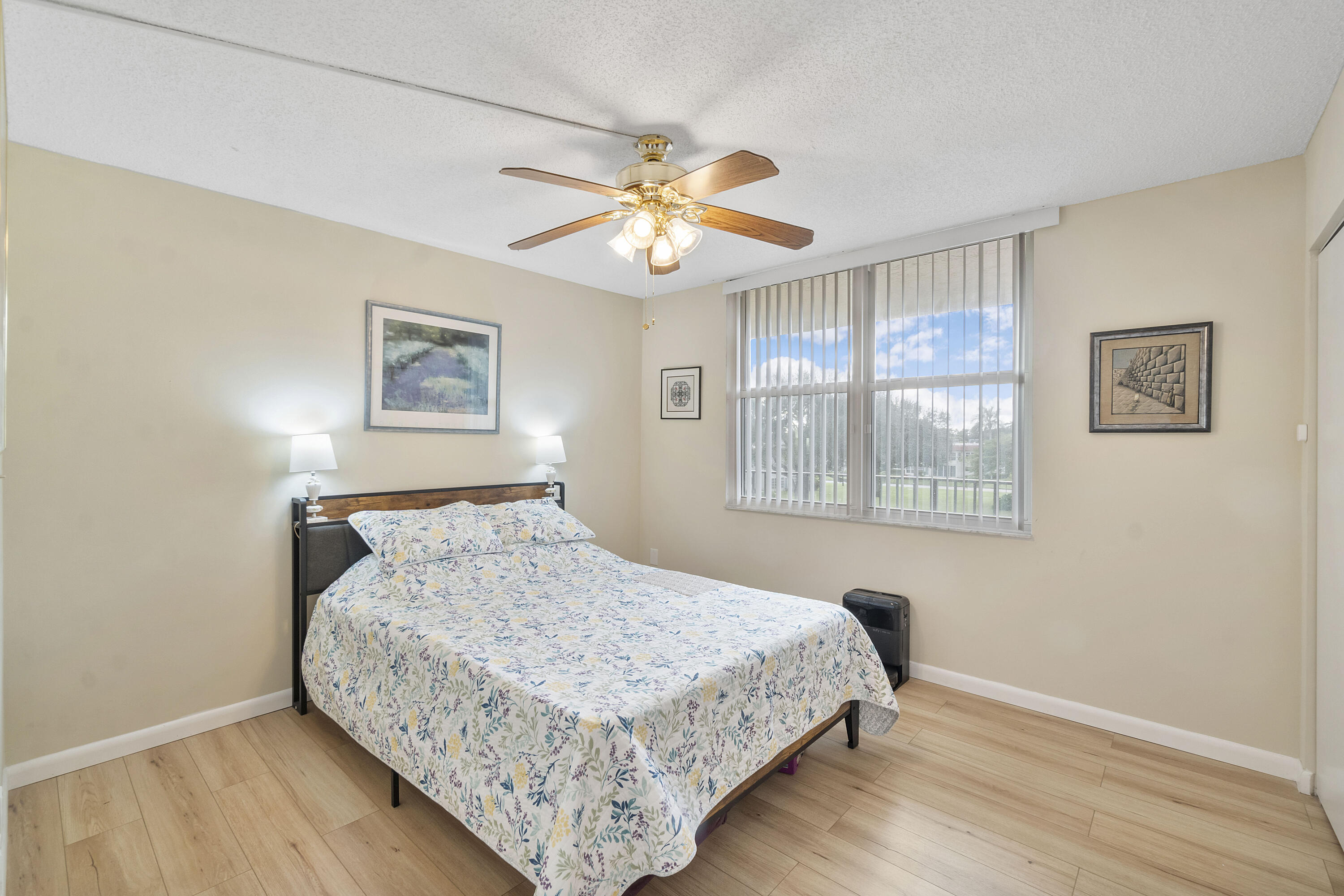 27 Abbey Lane 306