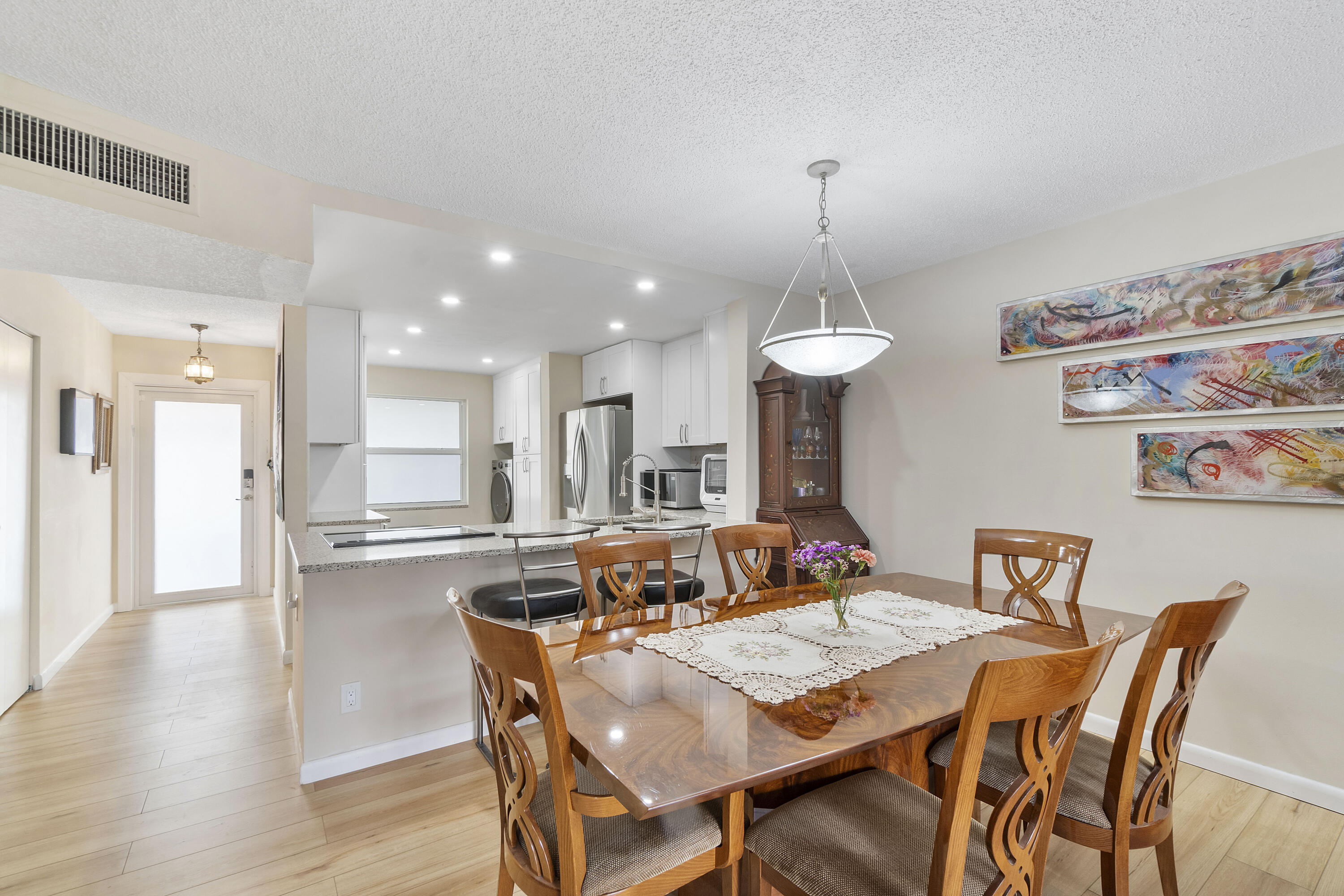 27 Abbey Lane 306