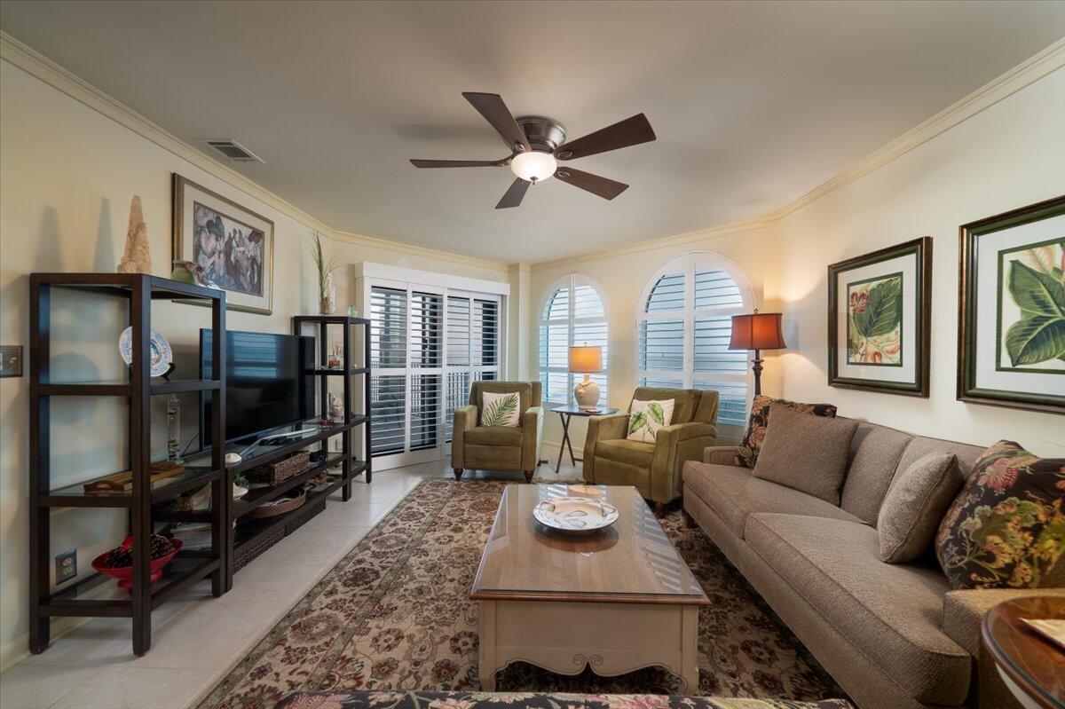 9002 Palmetto Drive # 112