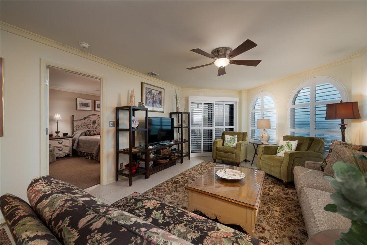 9002 Palmetto Drive # 112