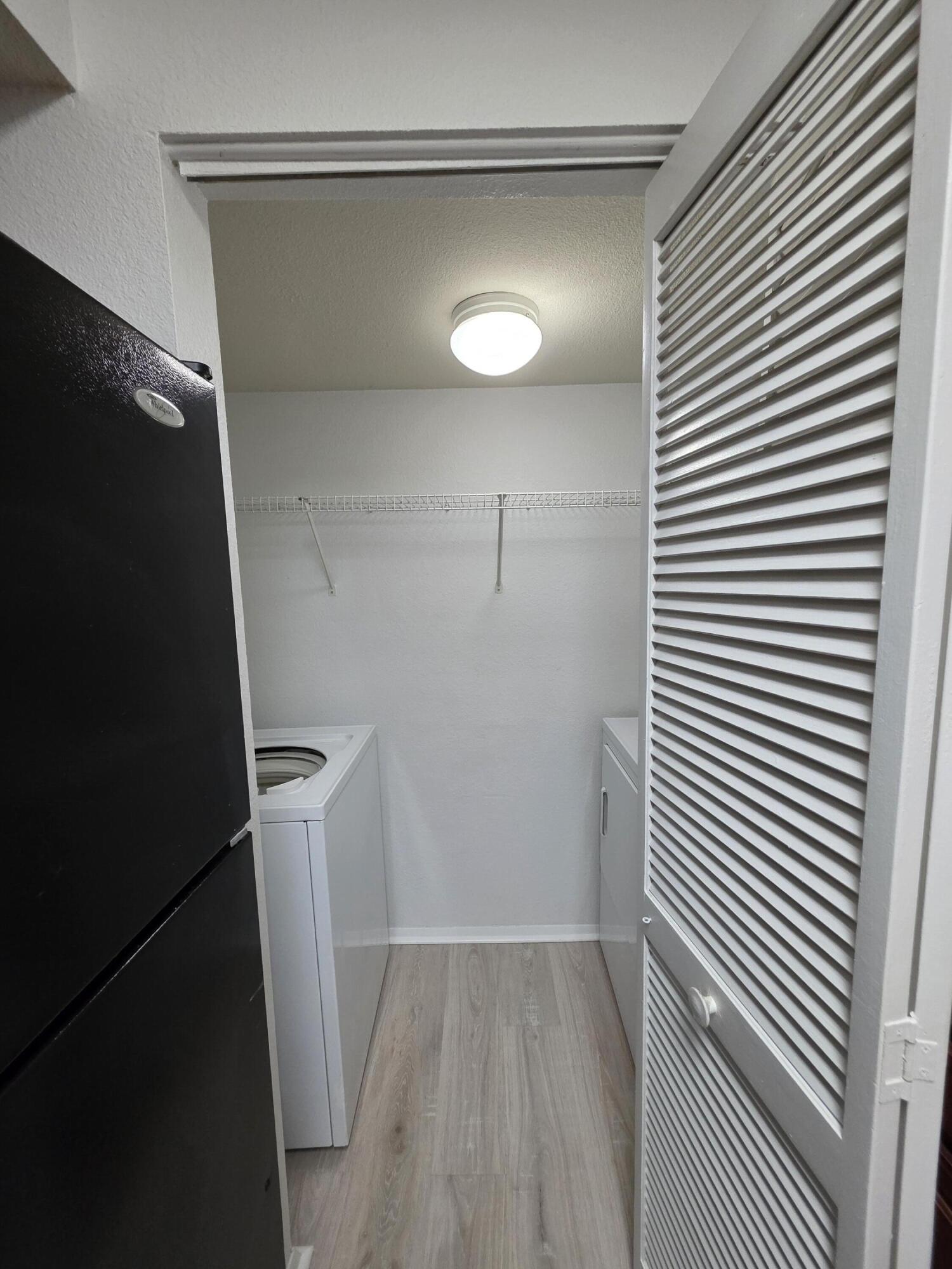 1481 Center Street # 405