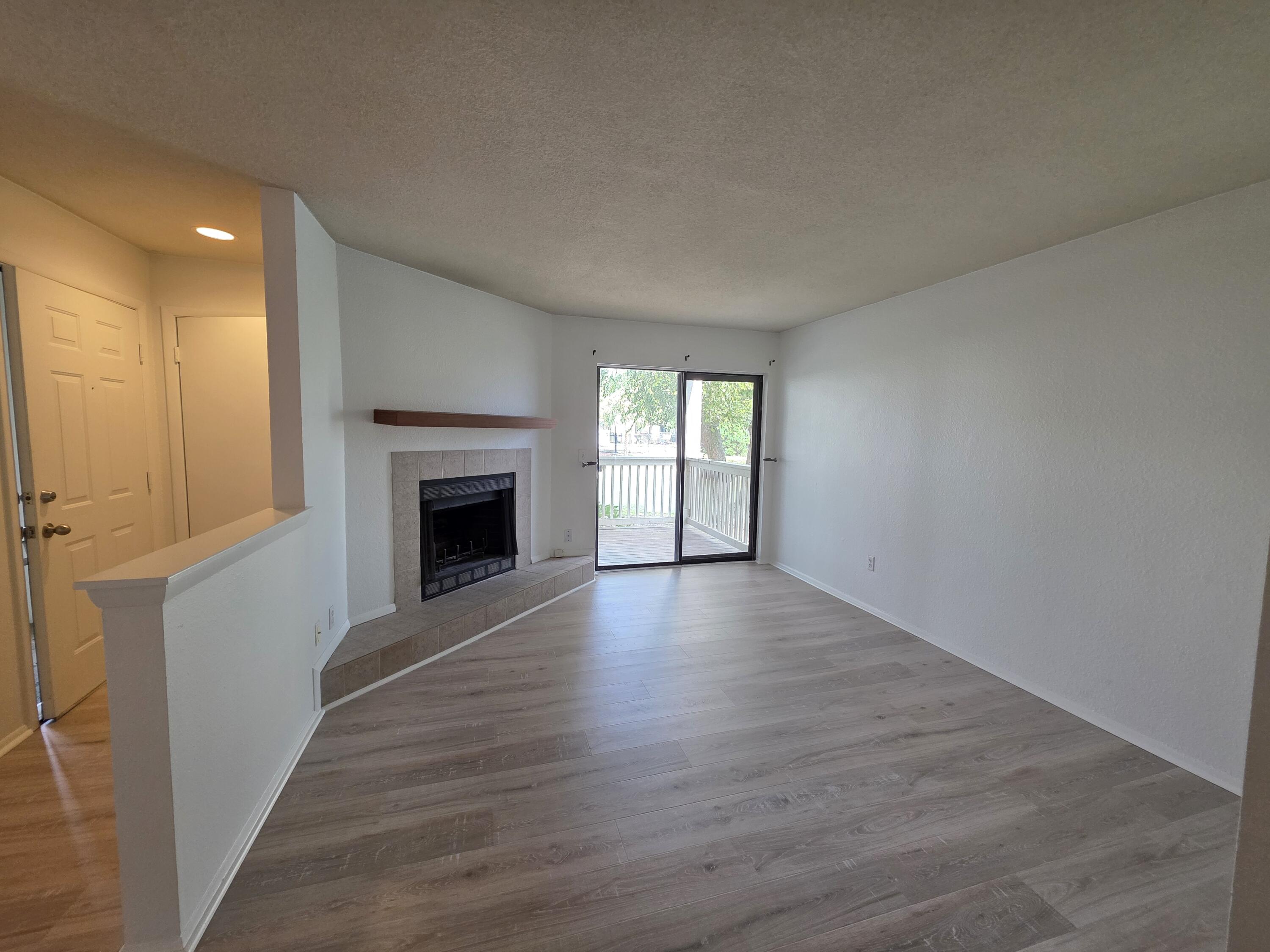 1481 Center Street # 405