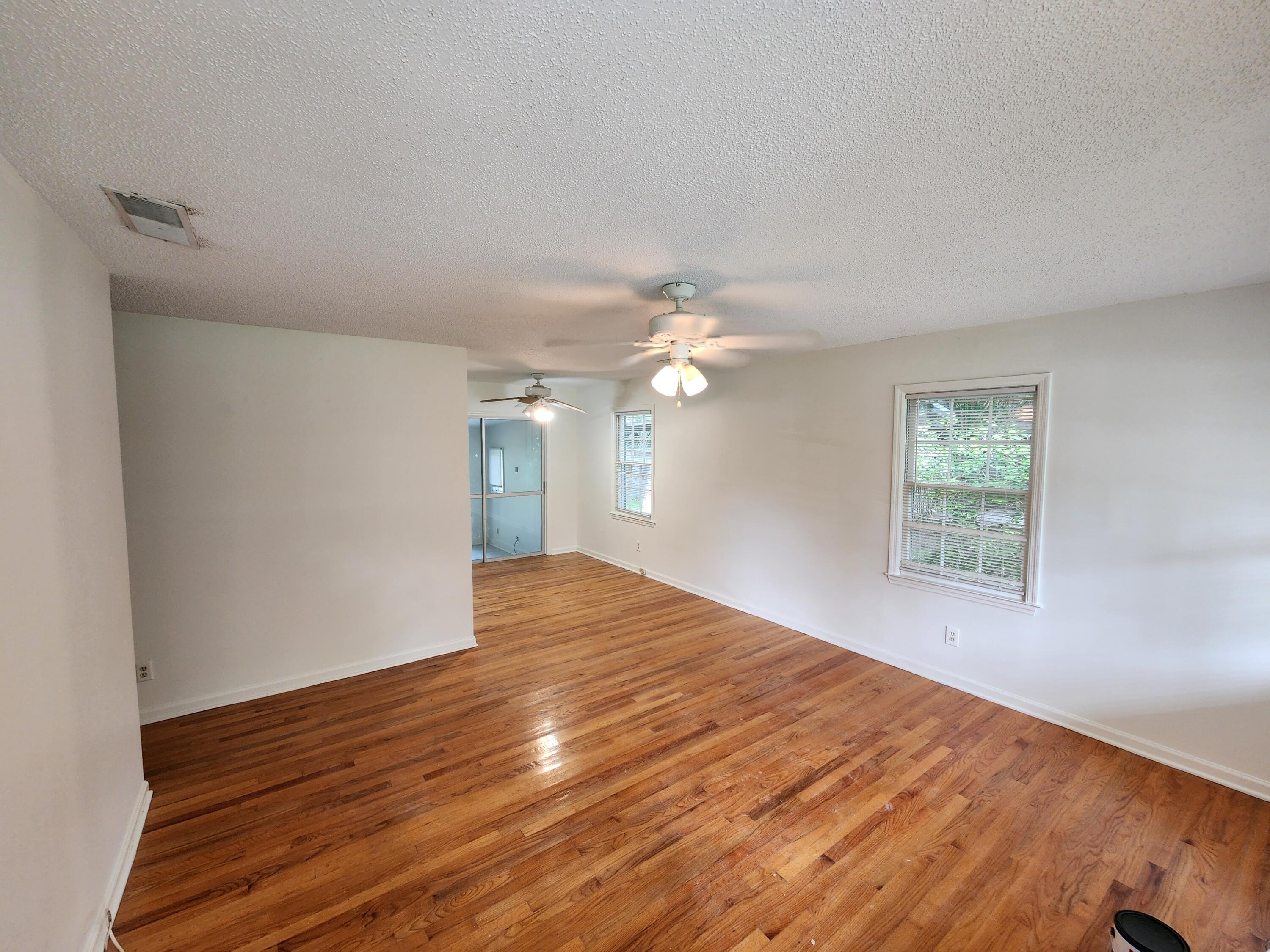 3 Chapman Avenue