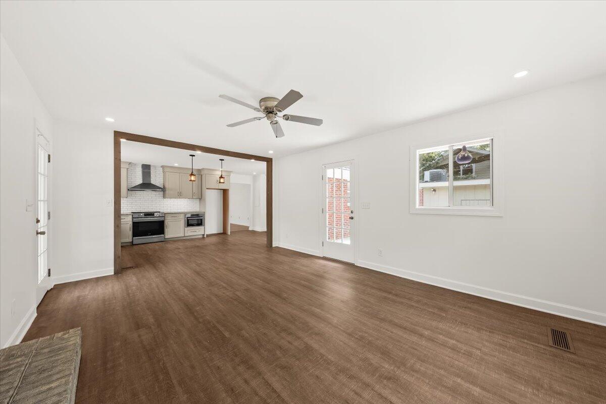 912 Kincade Drive