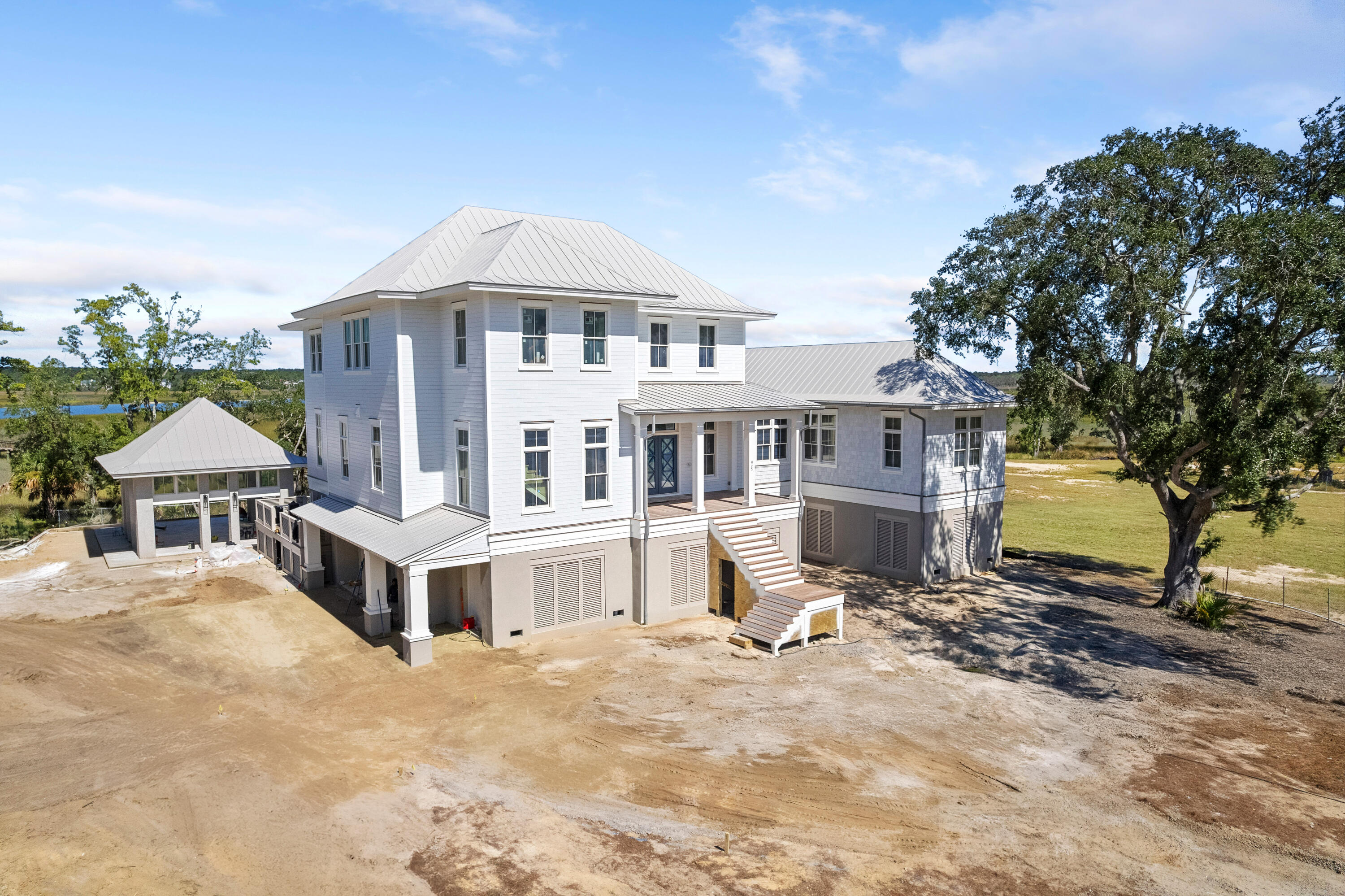 925 Fish Camp Road