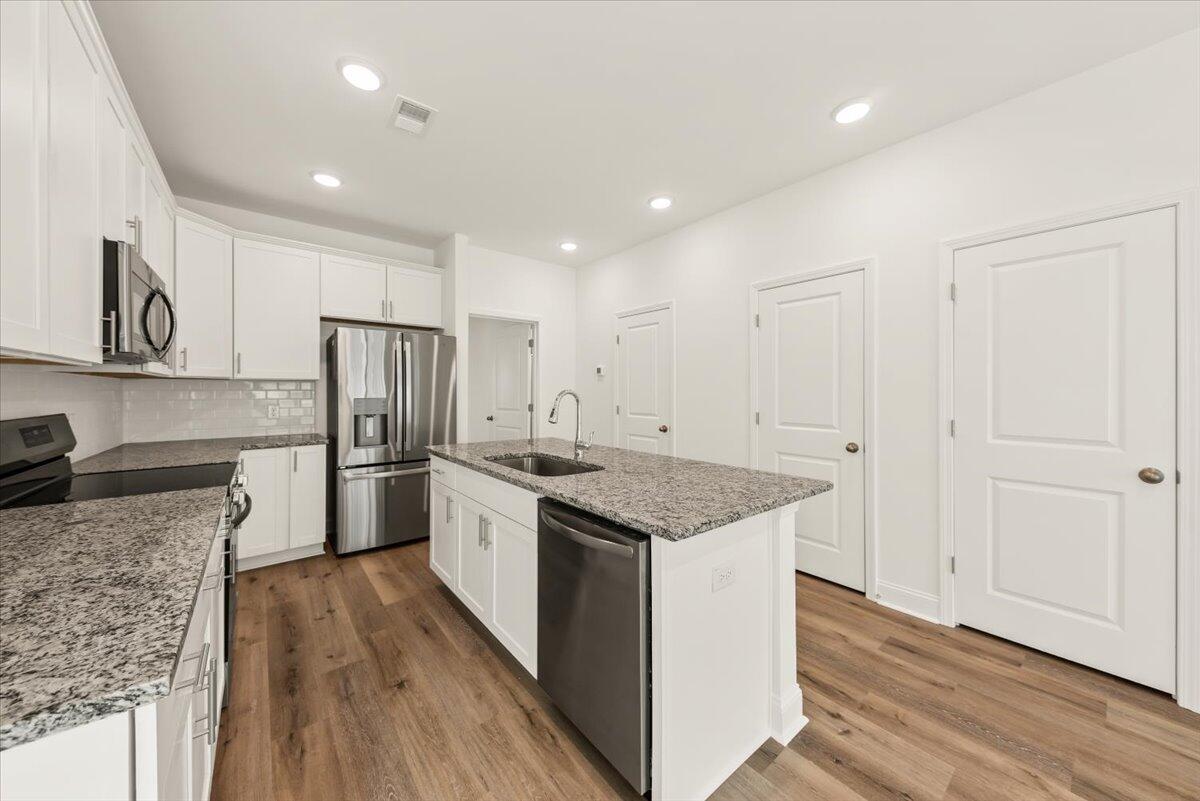 801 Twin Rivers Drive, Wando