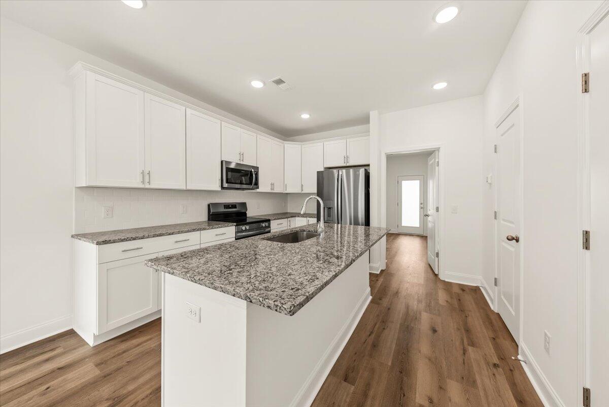 801 Twin Rivers Drive, Wando