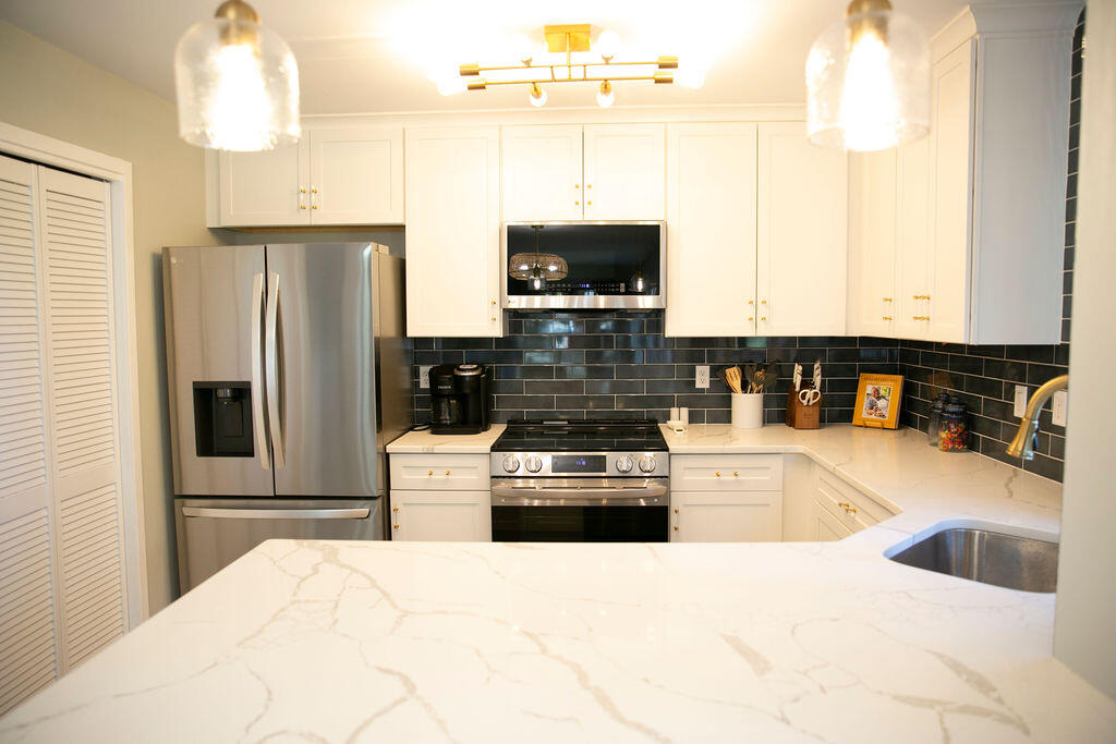 853 Club Cottage Drive