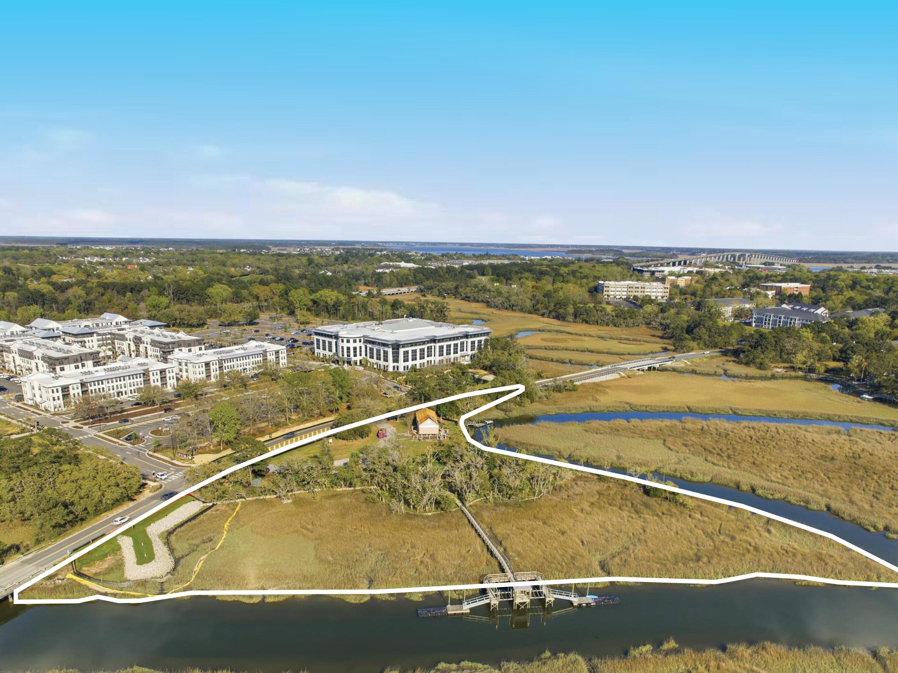 1995 Daniel Island Drive