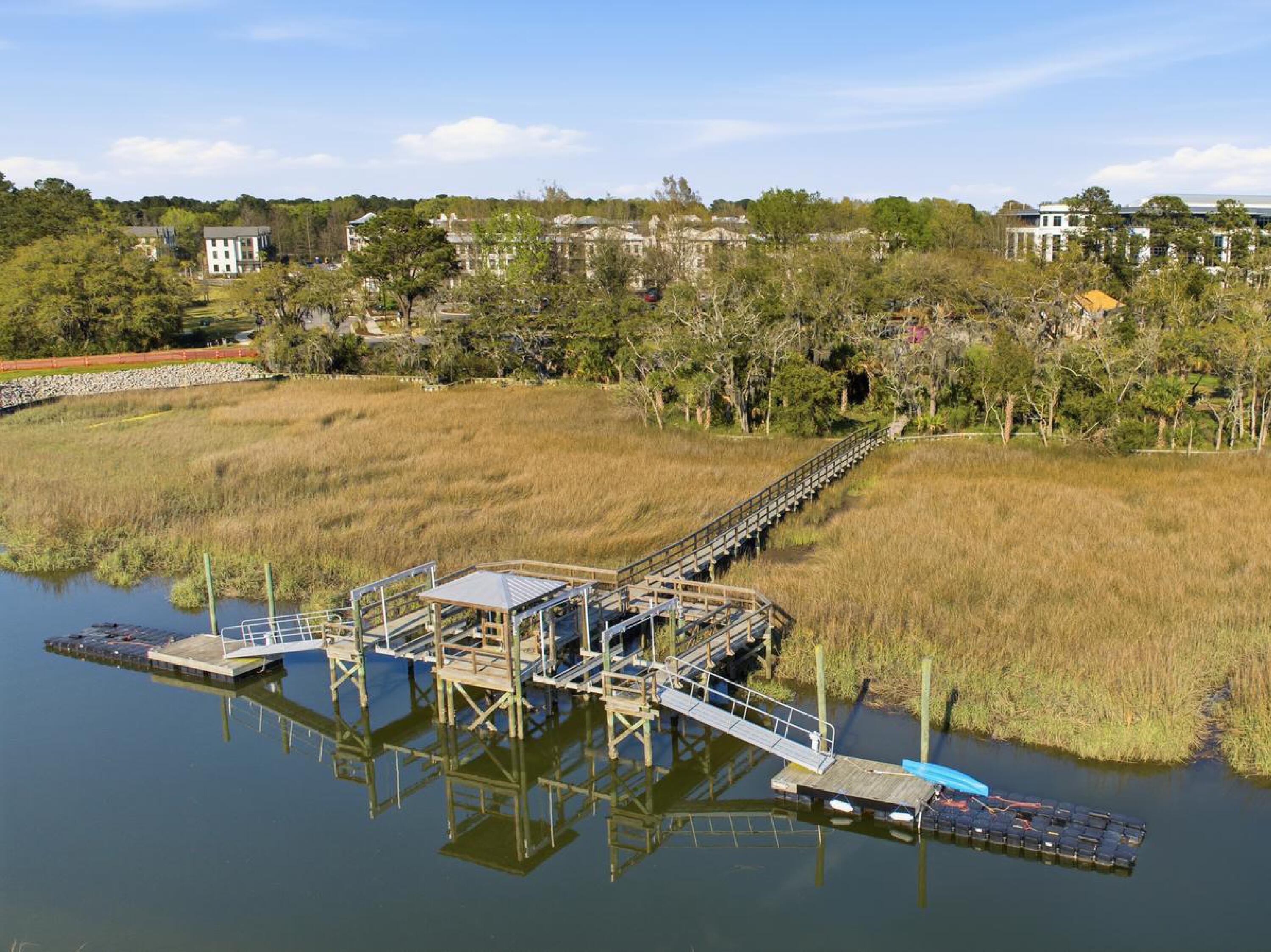 1995 Daniel Island Drive