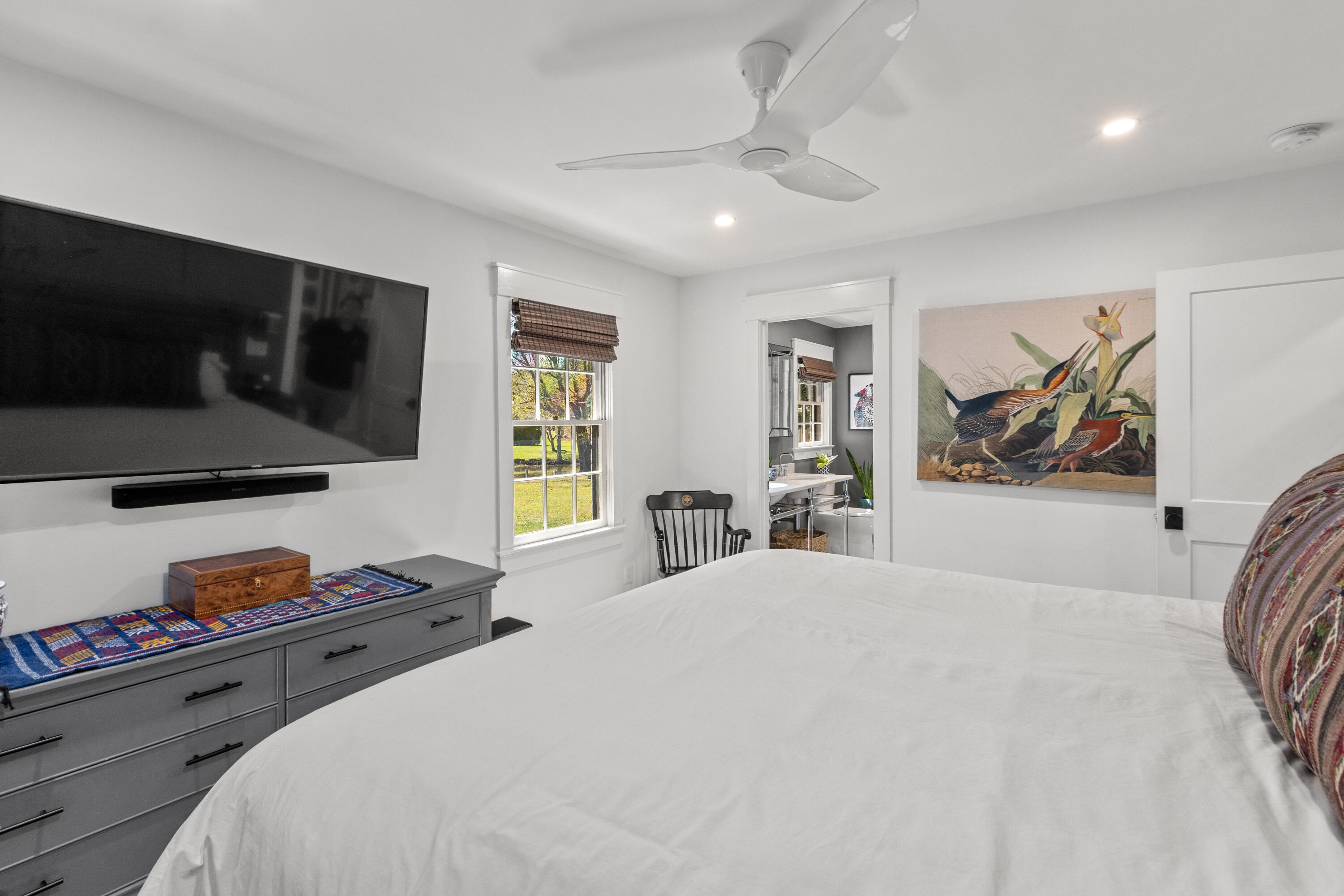 1089 Harbor View Road