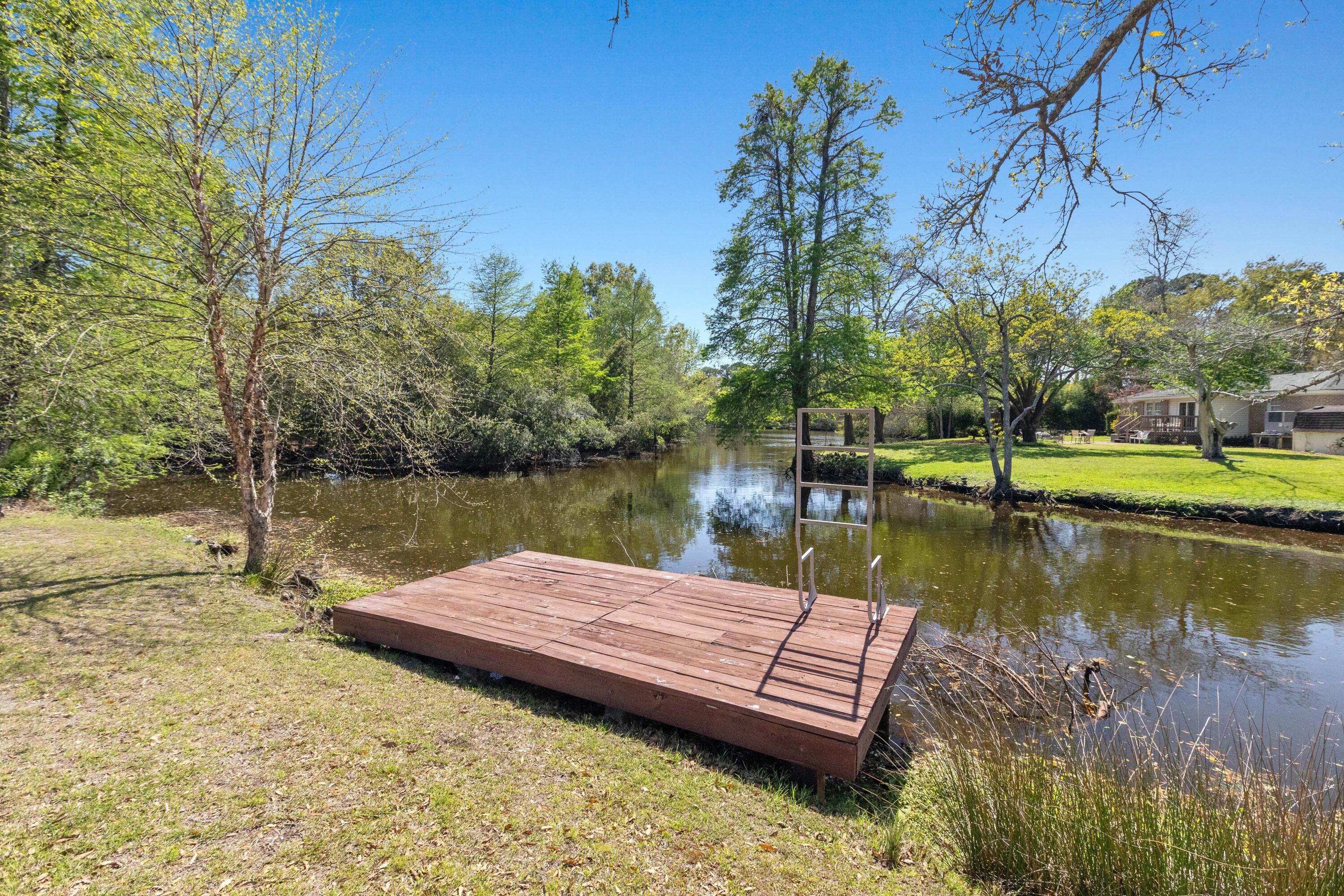 1089 Harbor View Road