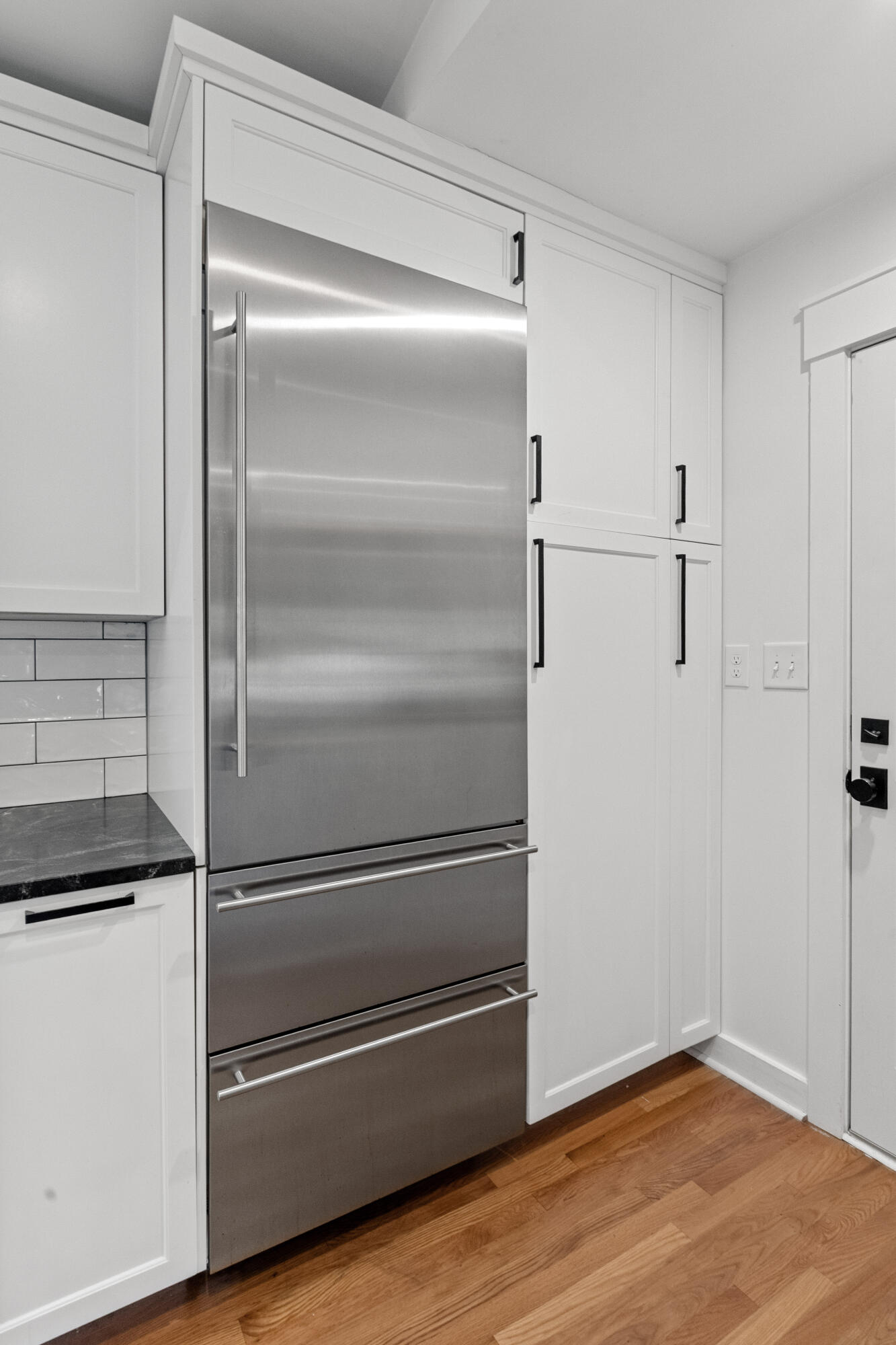 1089 Harbor View Road