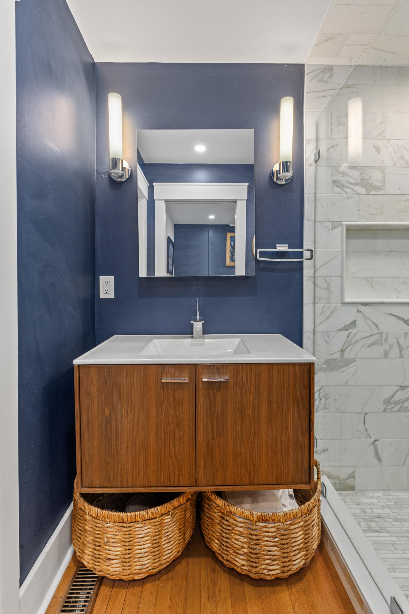 1089 Harbor View Road