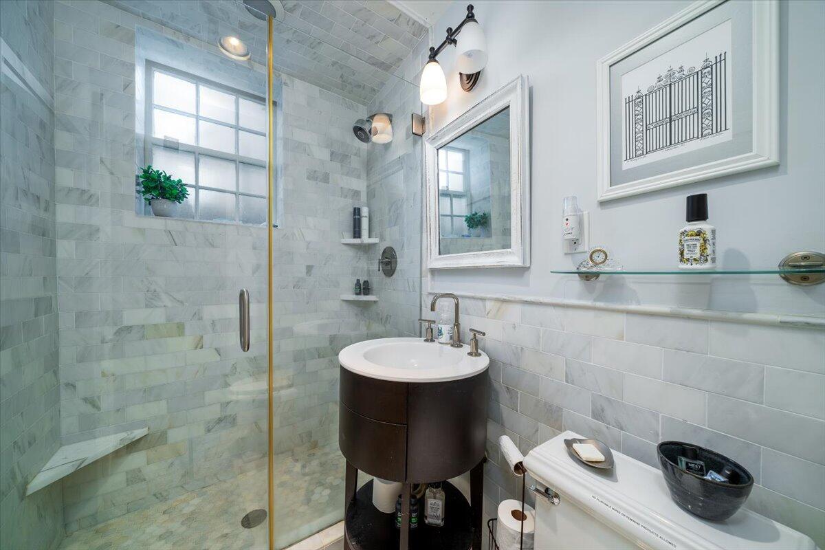 53 Hasell Street Apt J