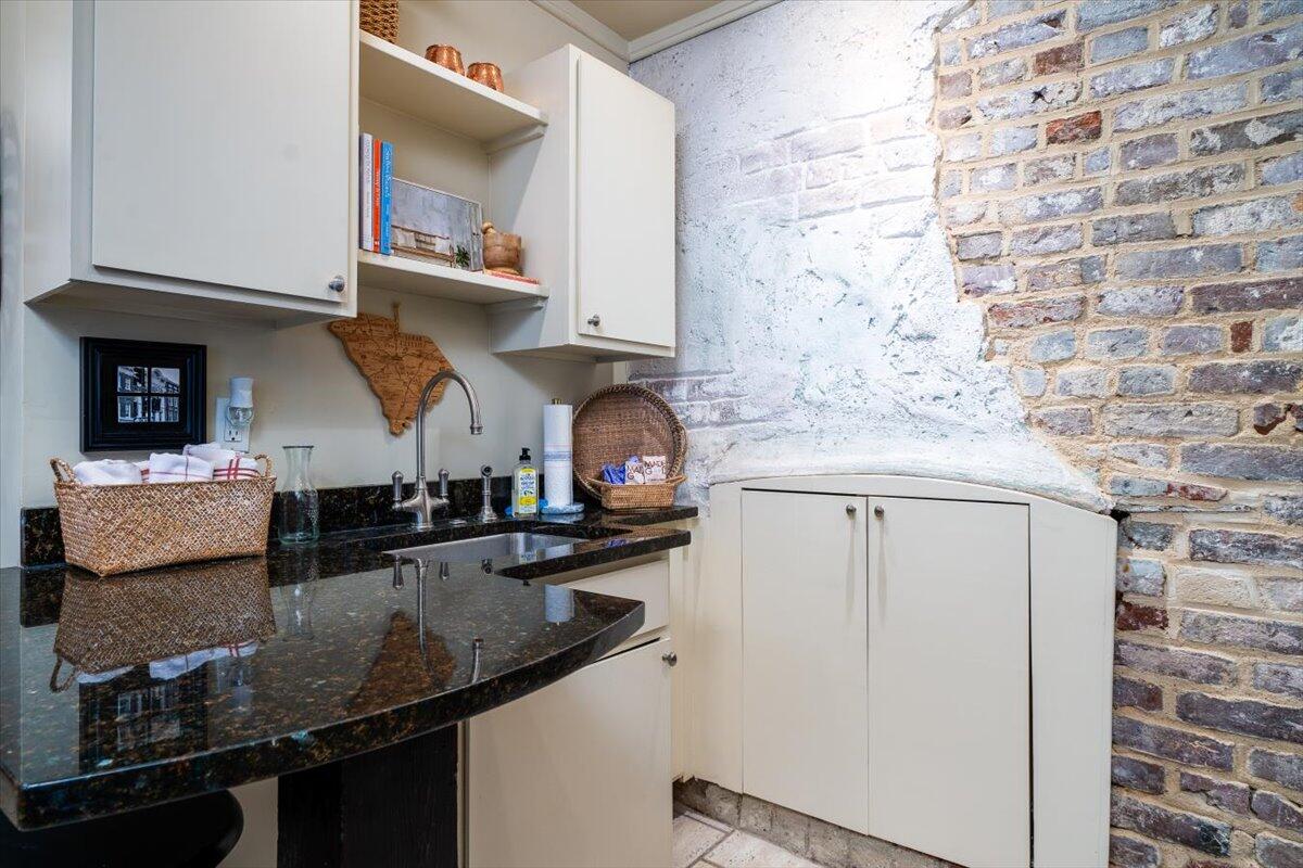 53 Hasell Street Apt J