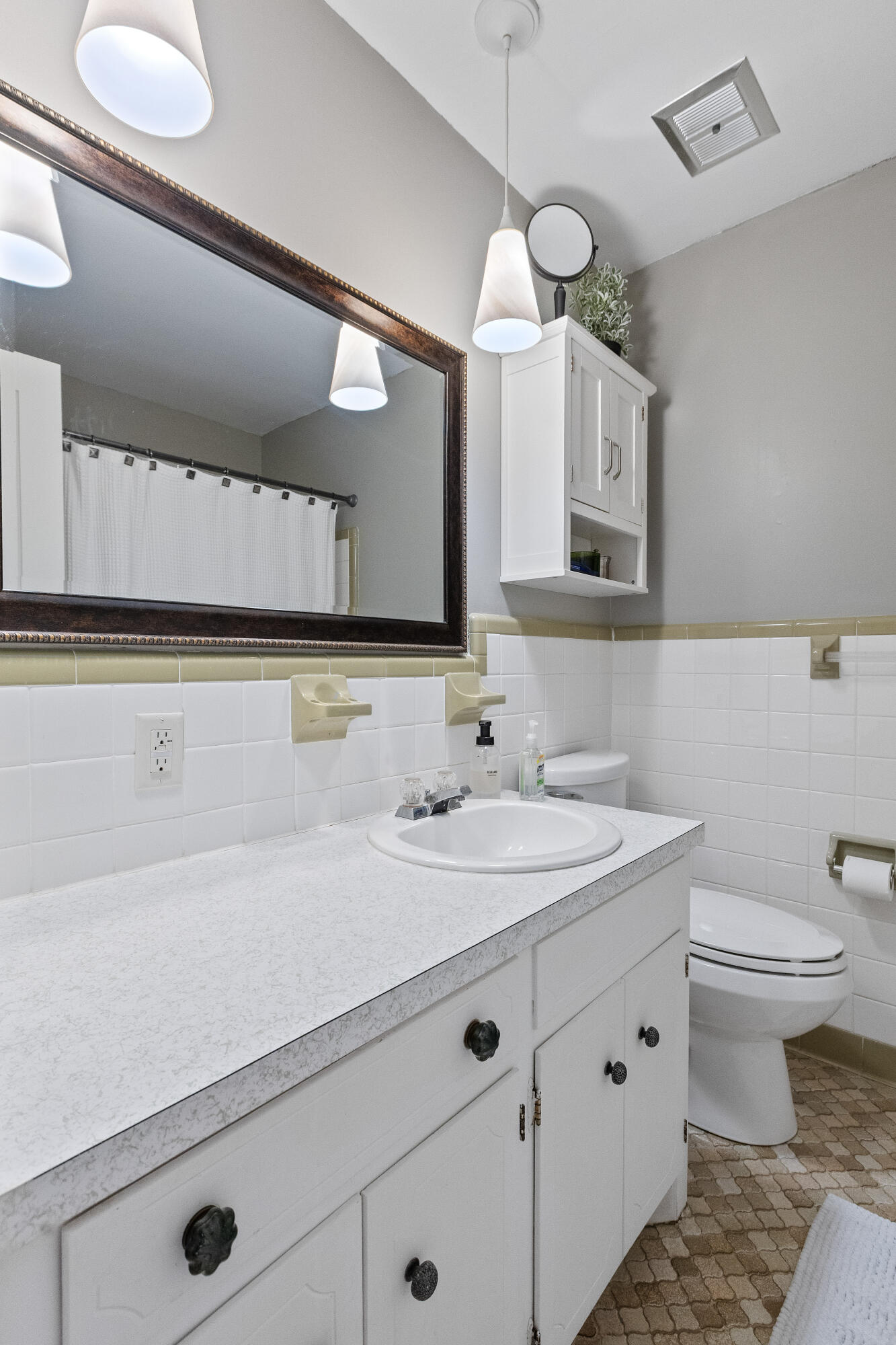 810 Mccants Drive Unit G