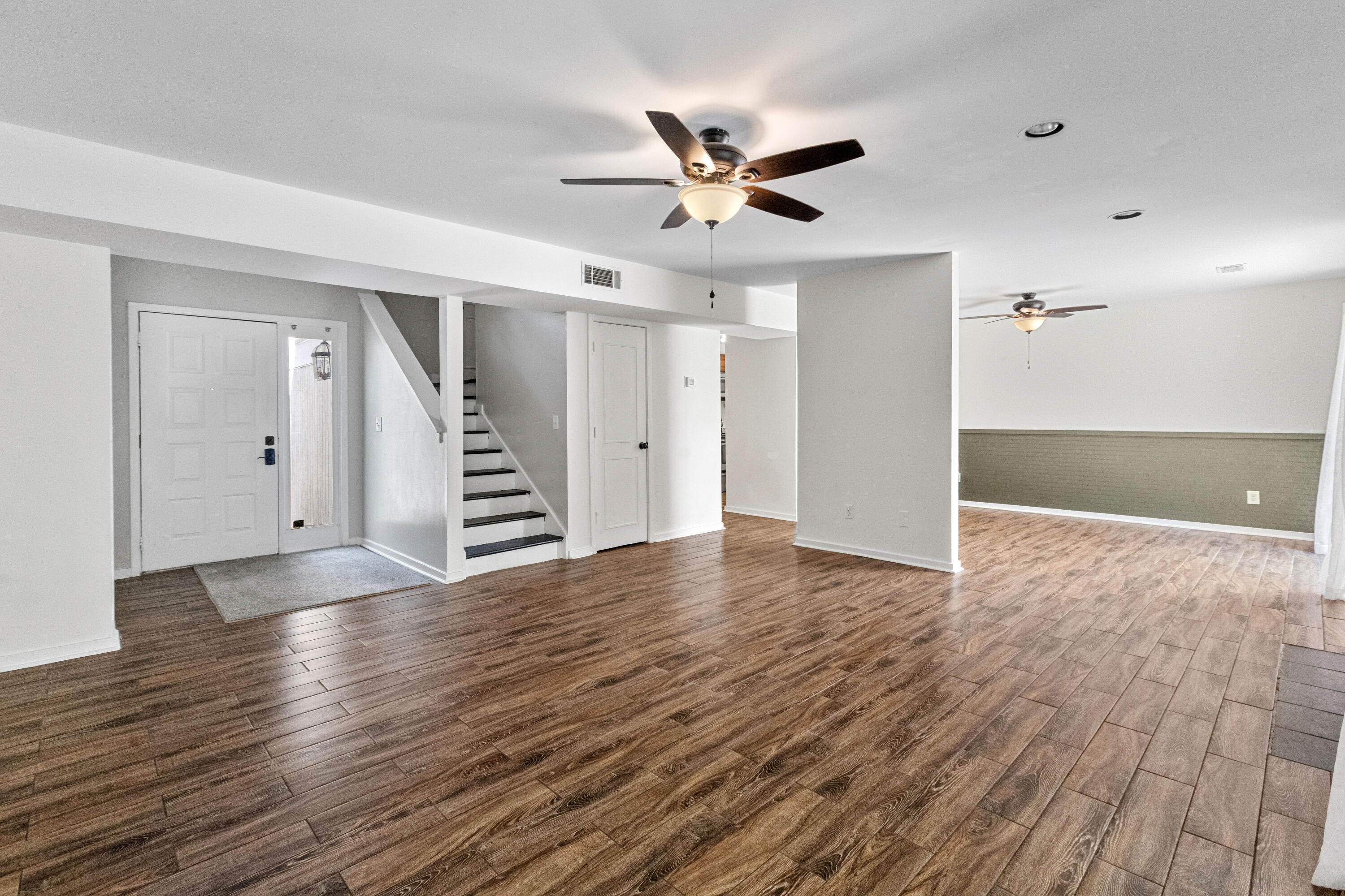 7860 Wilderness Trail # B