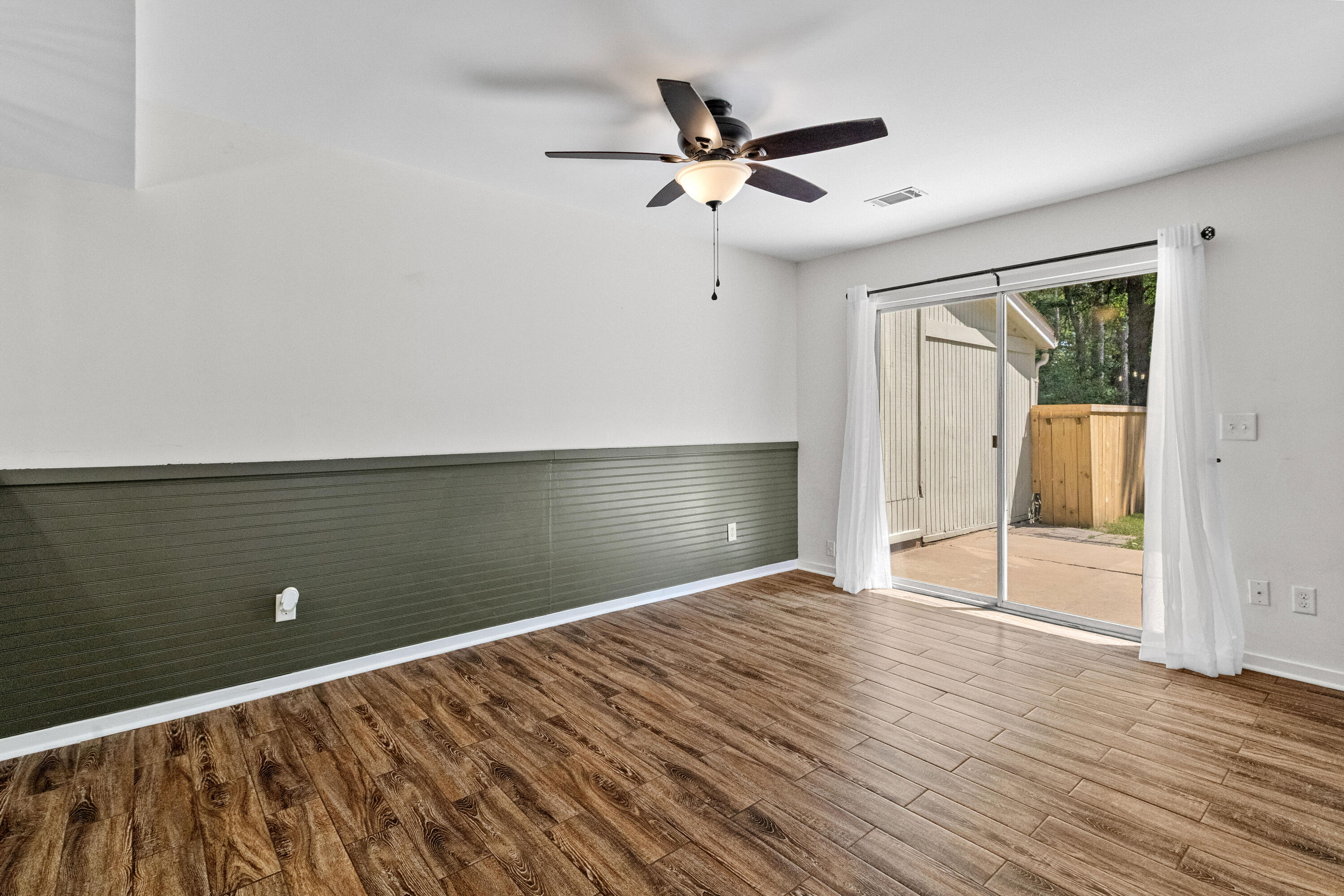 7860 Wilderness Trail # B