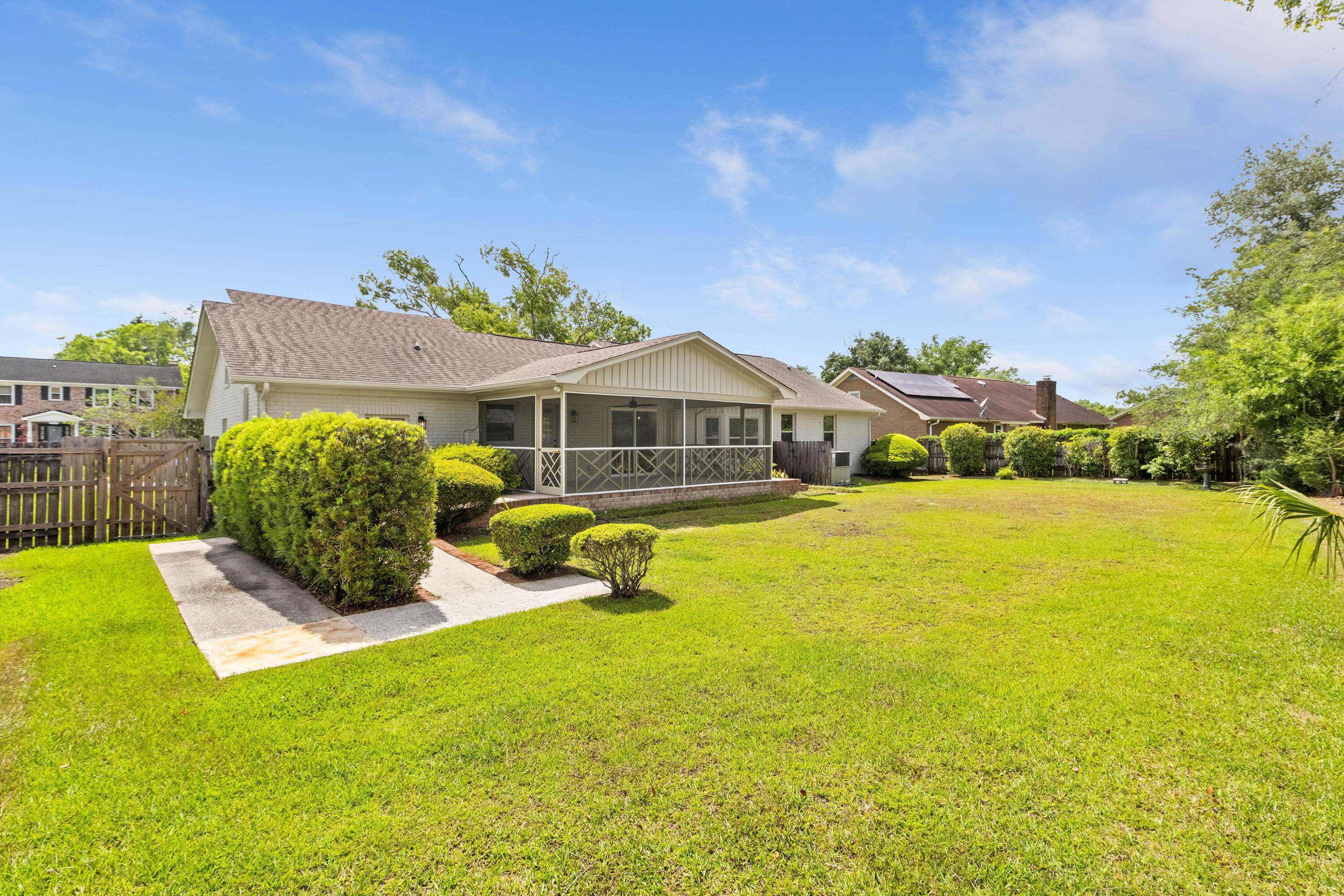 2912 Doncaster Drive