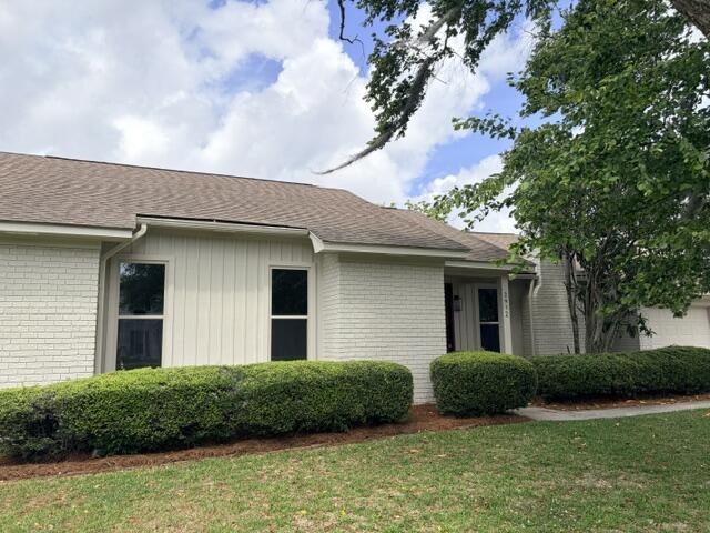2912 Doncaster Drive