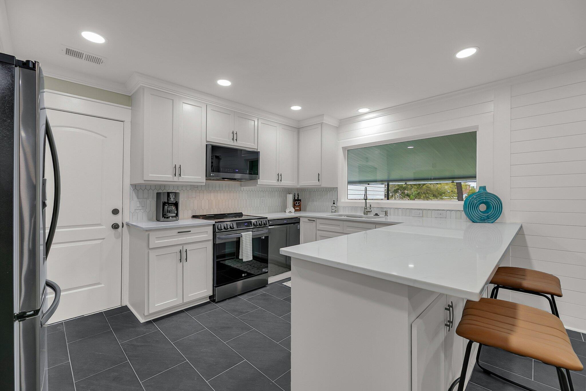 764 Creekside Drive