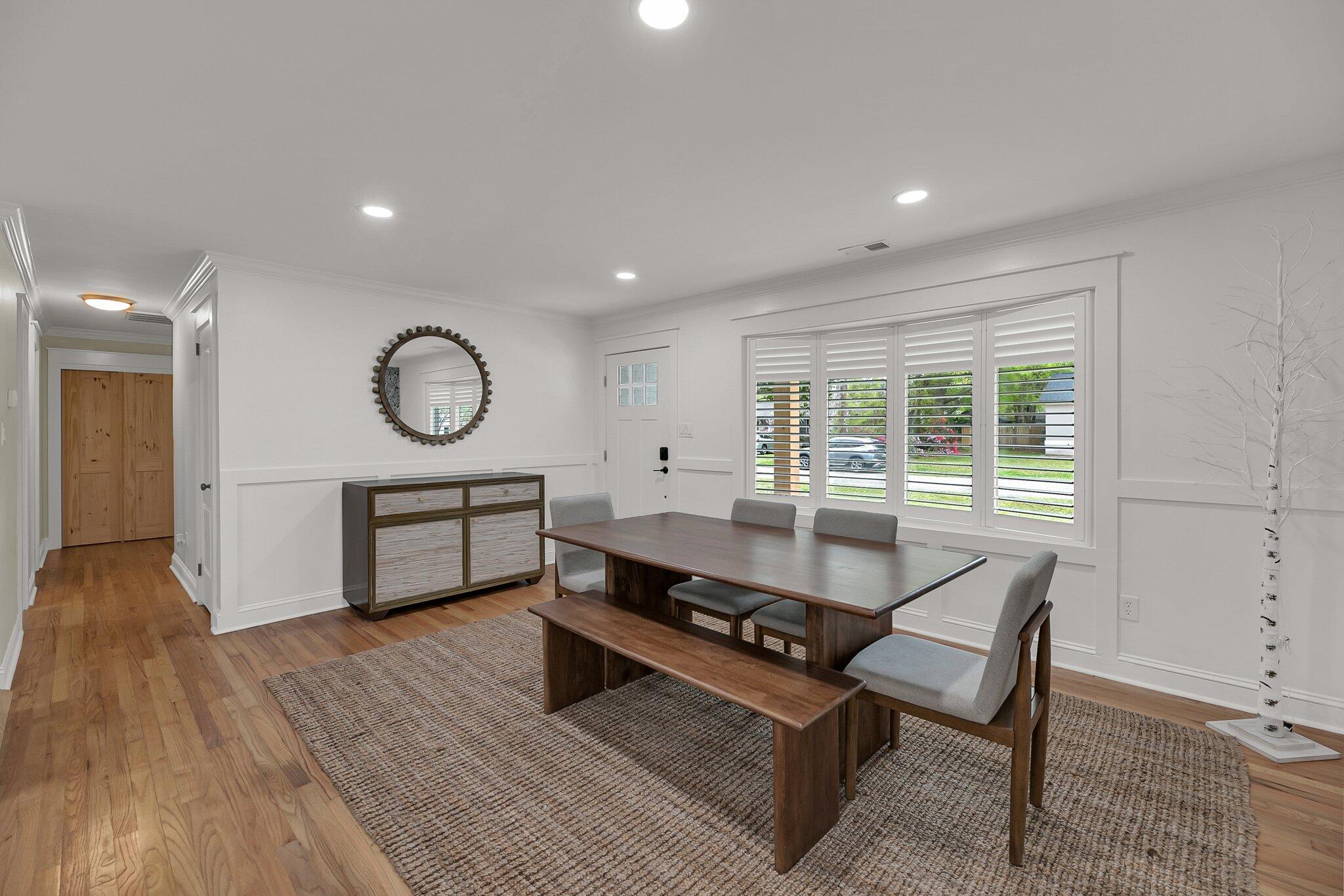 764 Creekside Drive