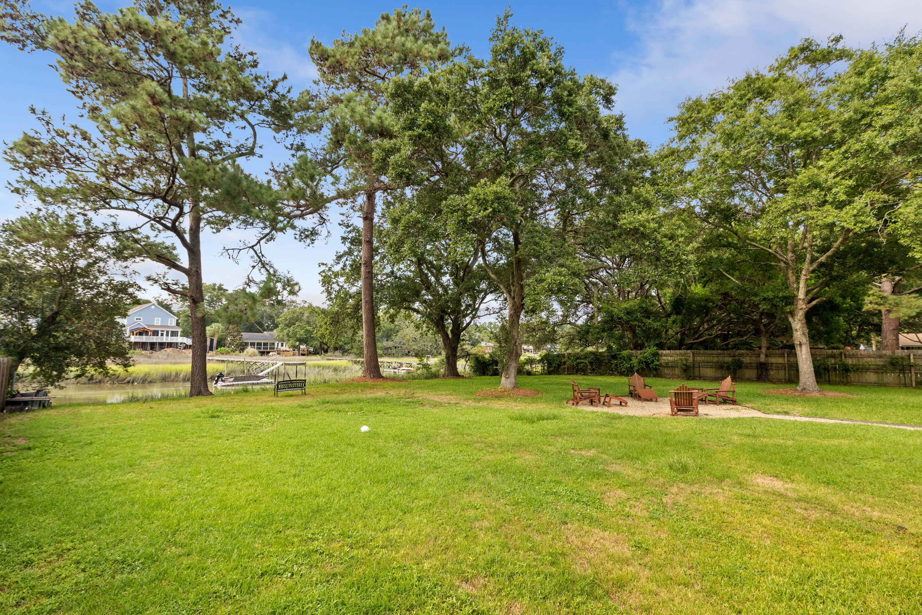 764 Creekside Drive