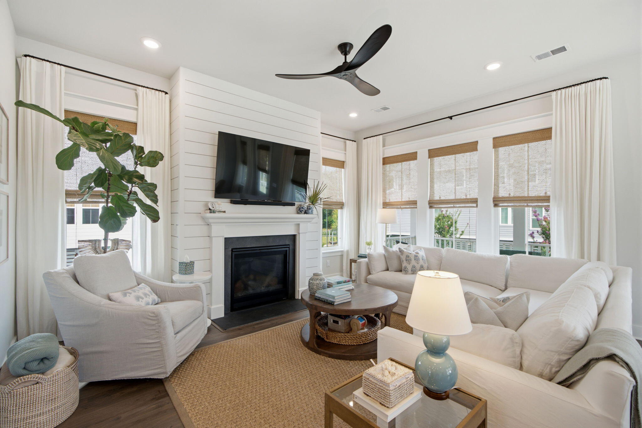 2746 Mcfadden Way