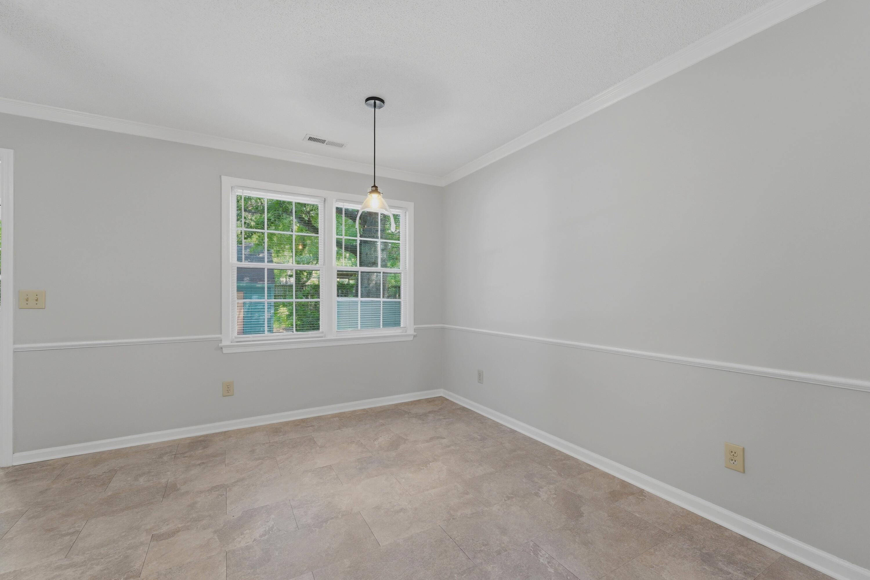 1530 Village Square # 2 Unit: #2