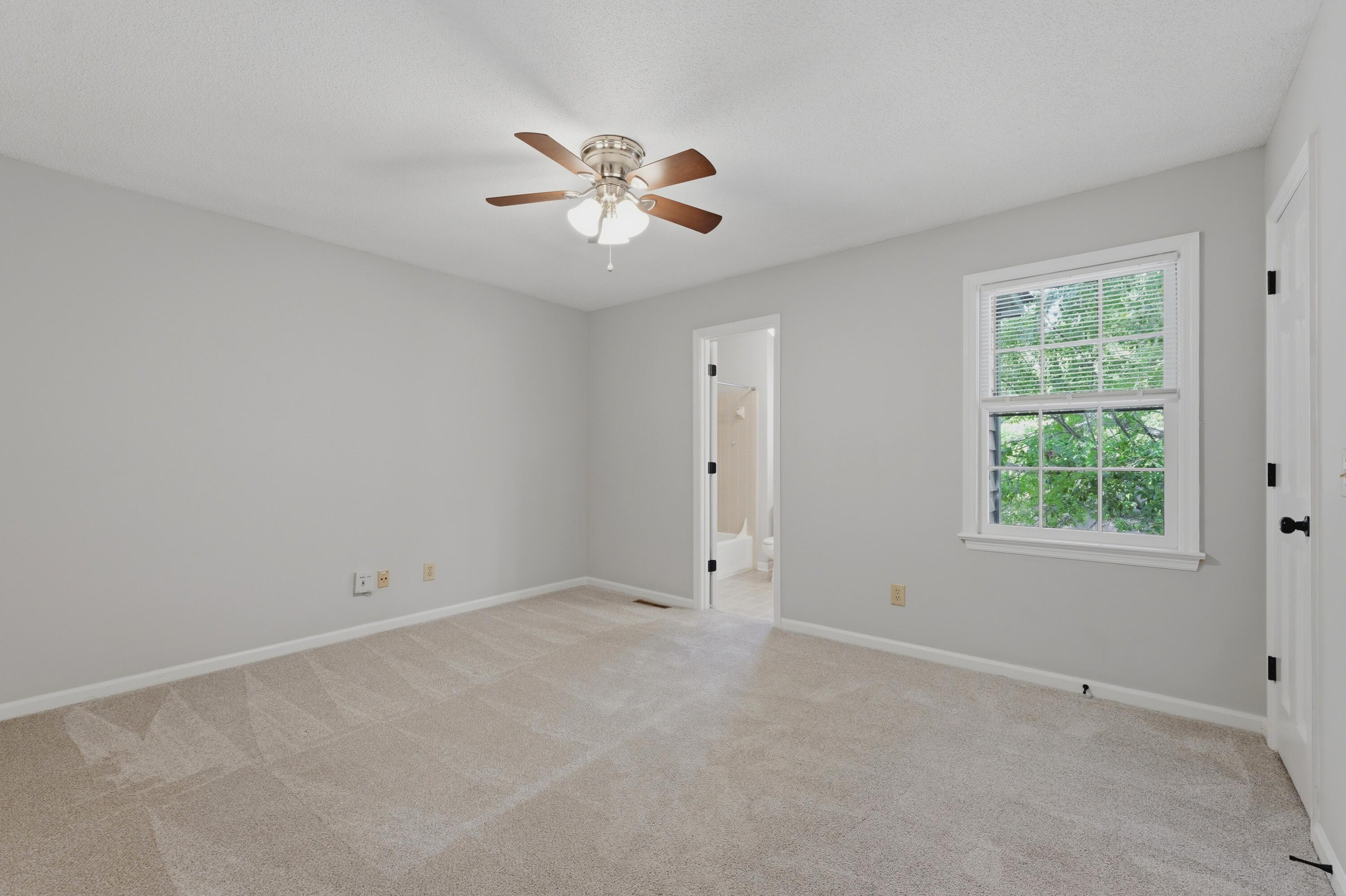1530 Village Square # 2 Unit: #2