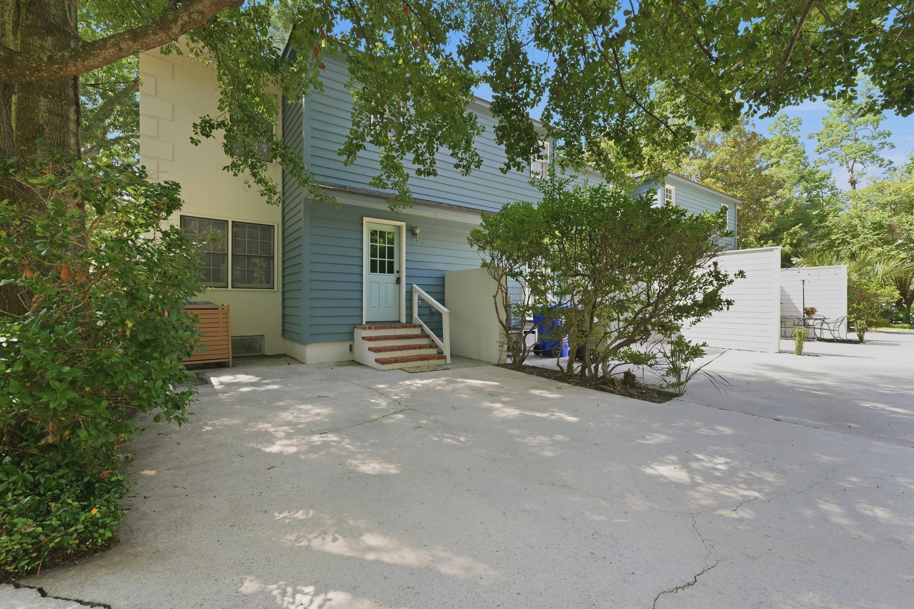 1530 Village Square # 2 Unit: #2