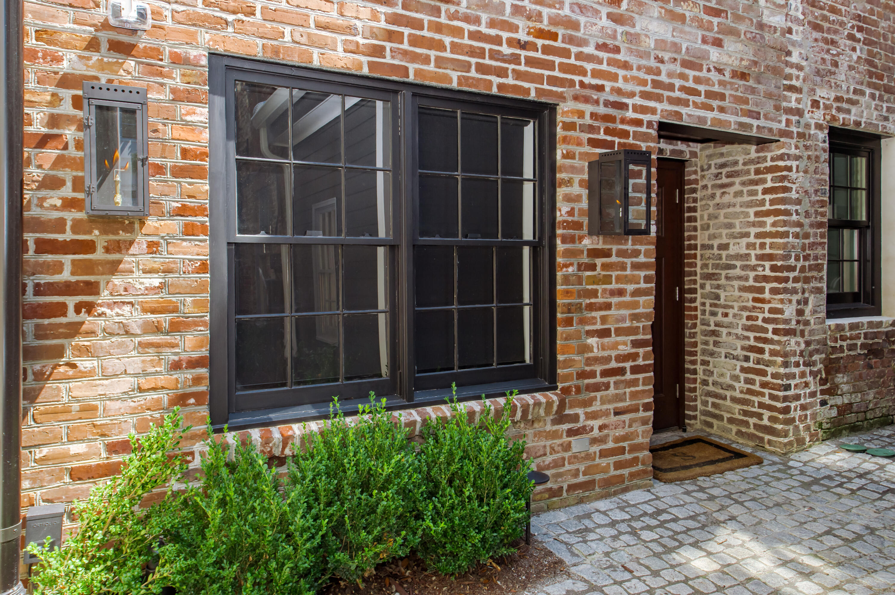 58 1 2 Broad Street Charleston SC