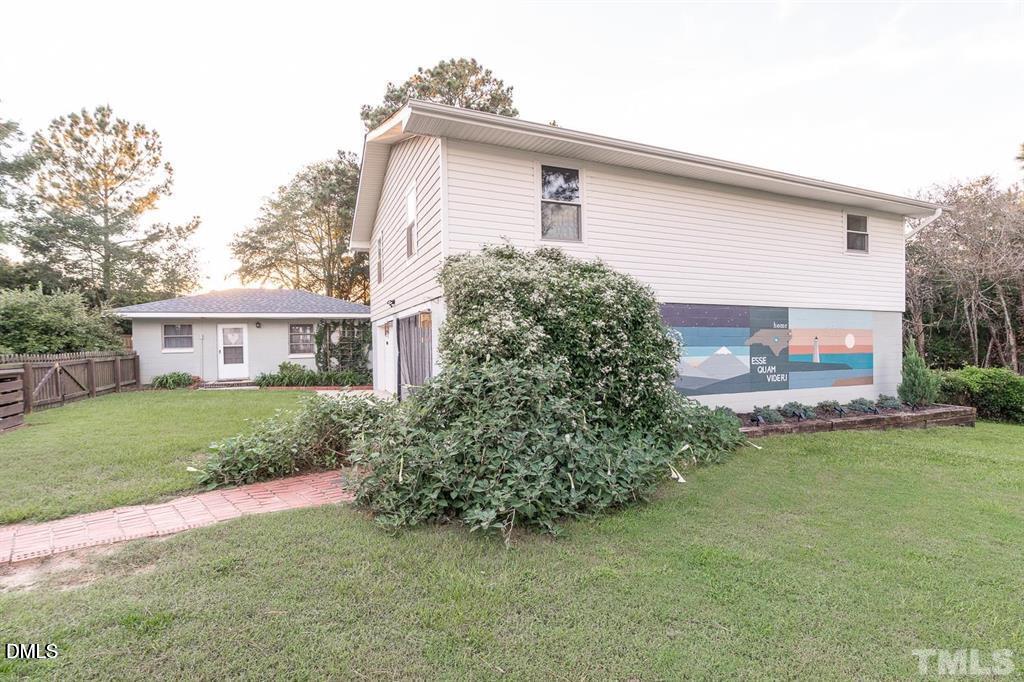 11053 Us 401 N