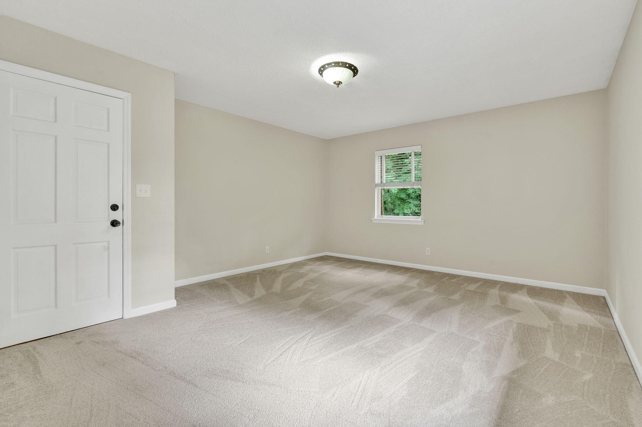 7104 Moreview Road