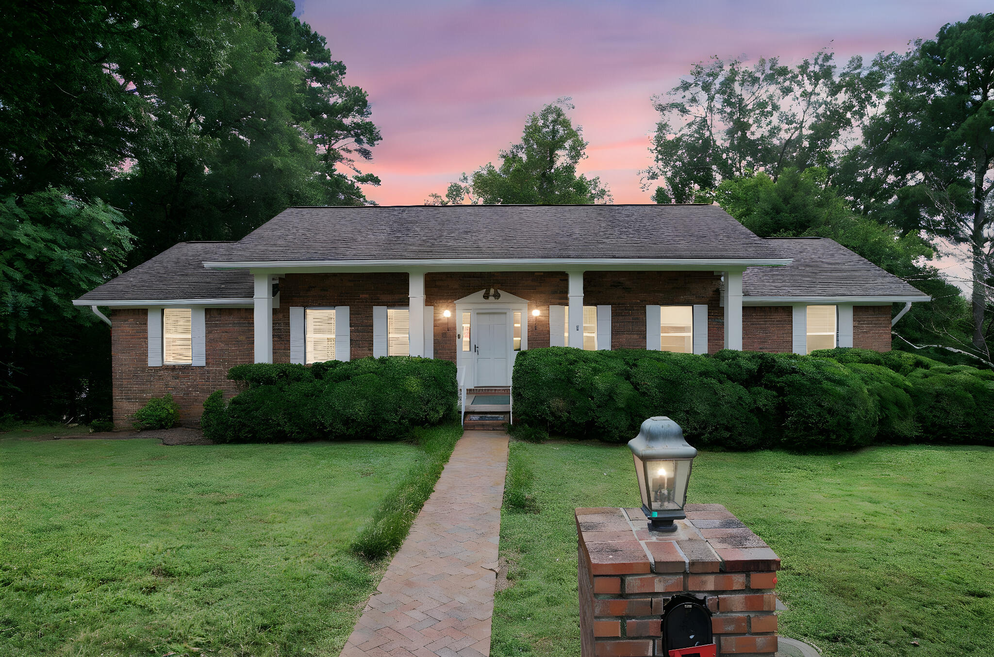 7104 Moreview Road
