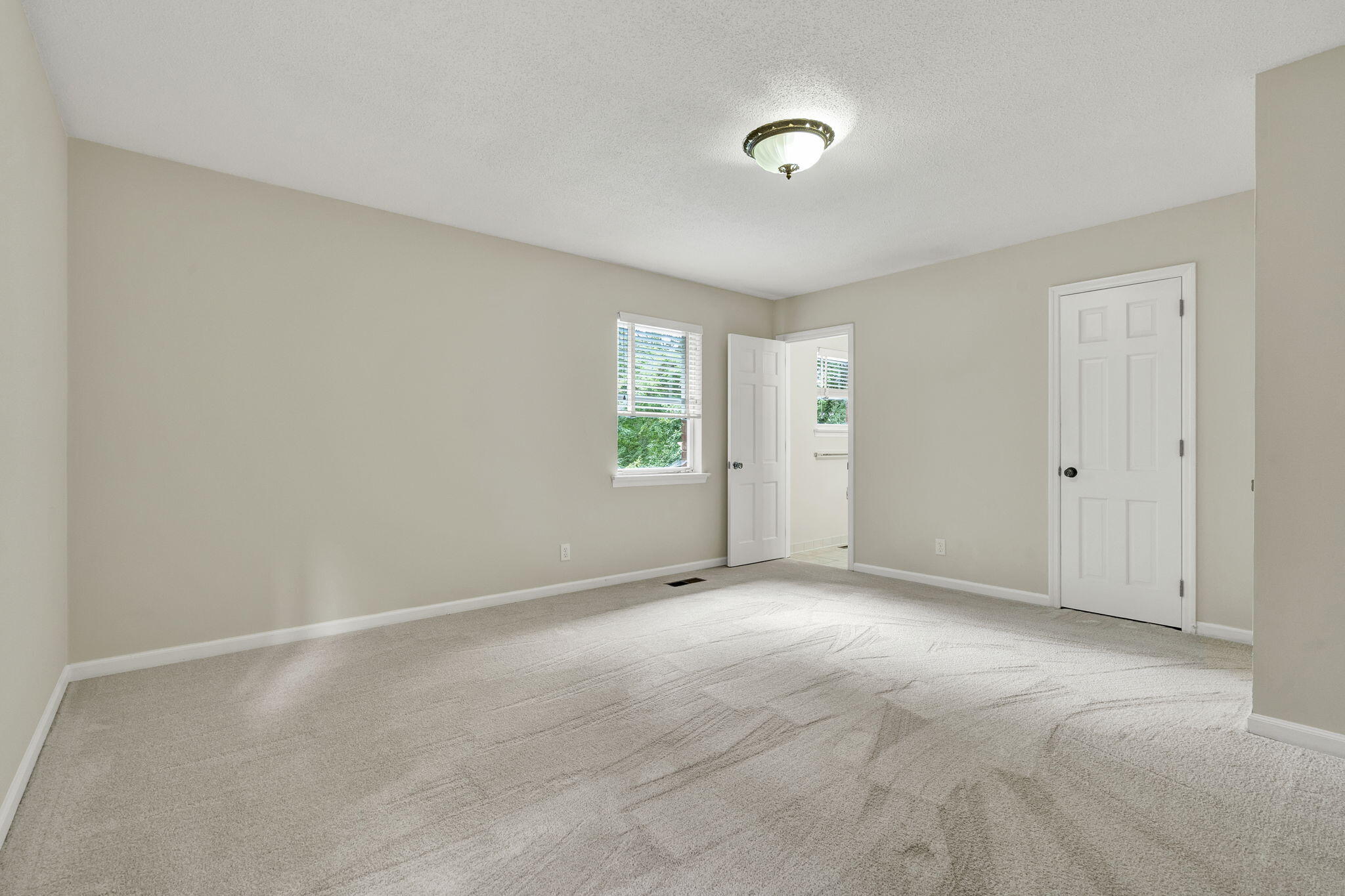 7104 Moreview Road