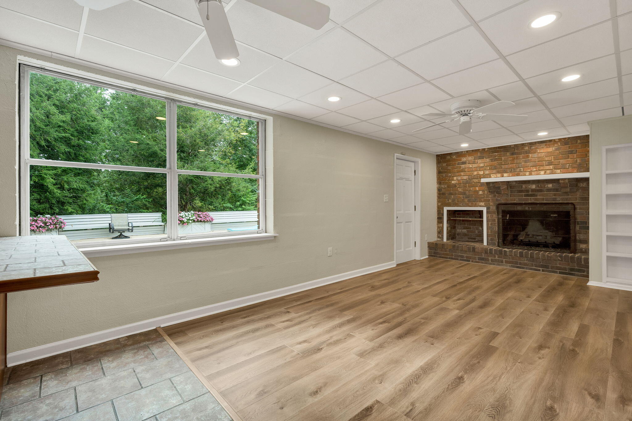 7104 Moreview Road