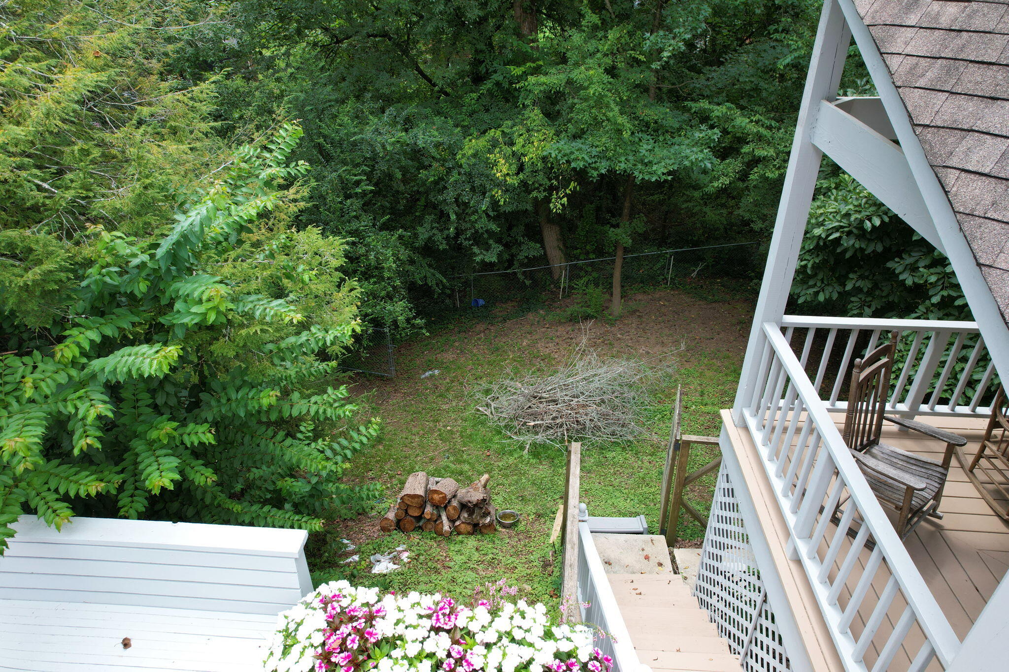7104 Moreview Road