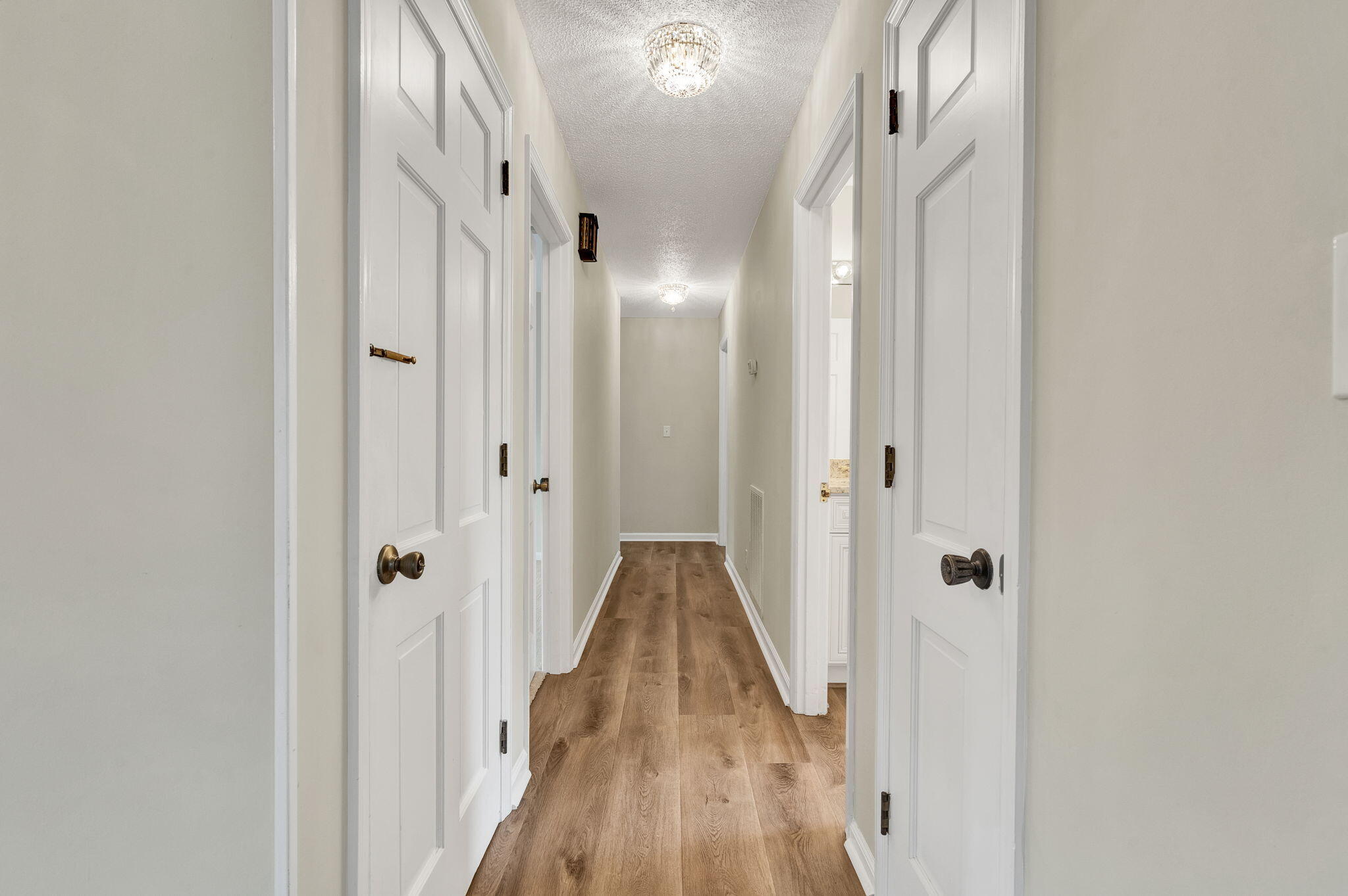 7104 Moreview Road