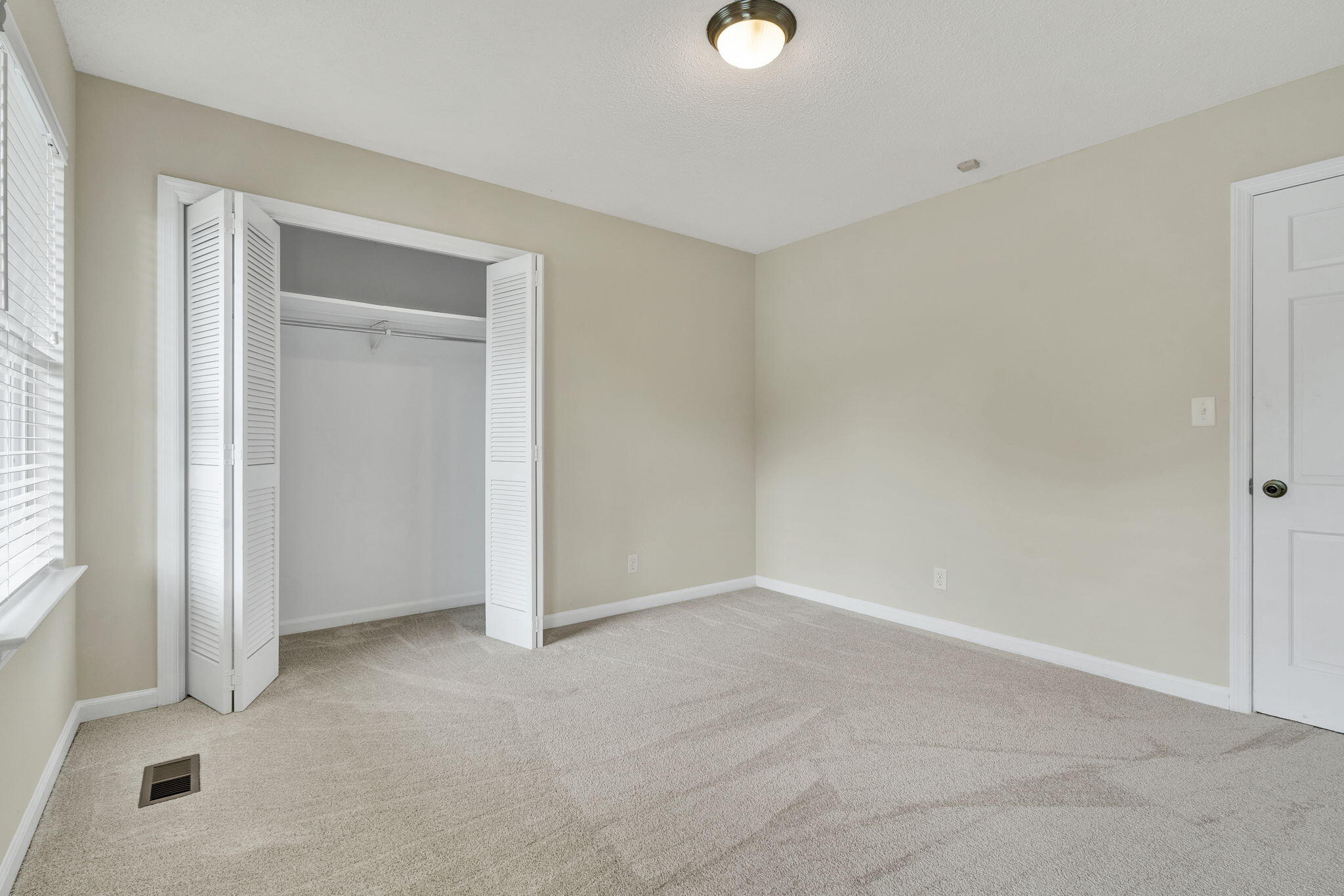 7104 Moreview Road
