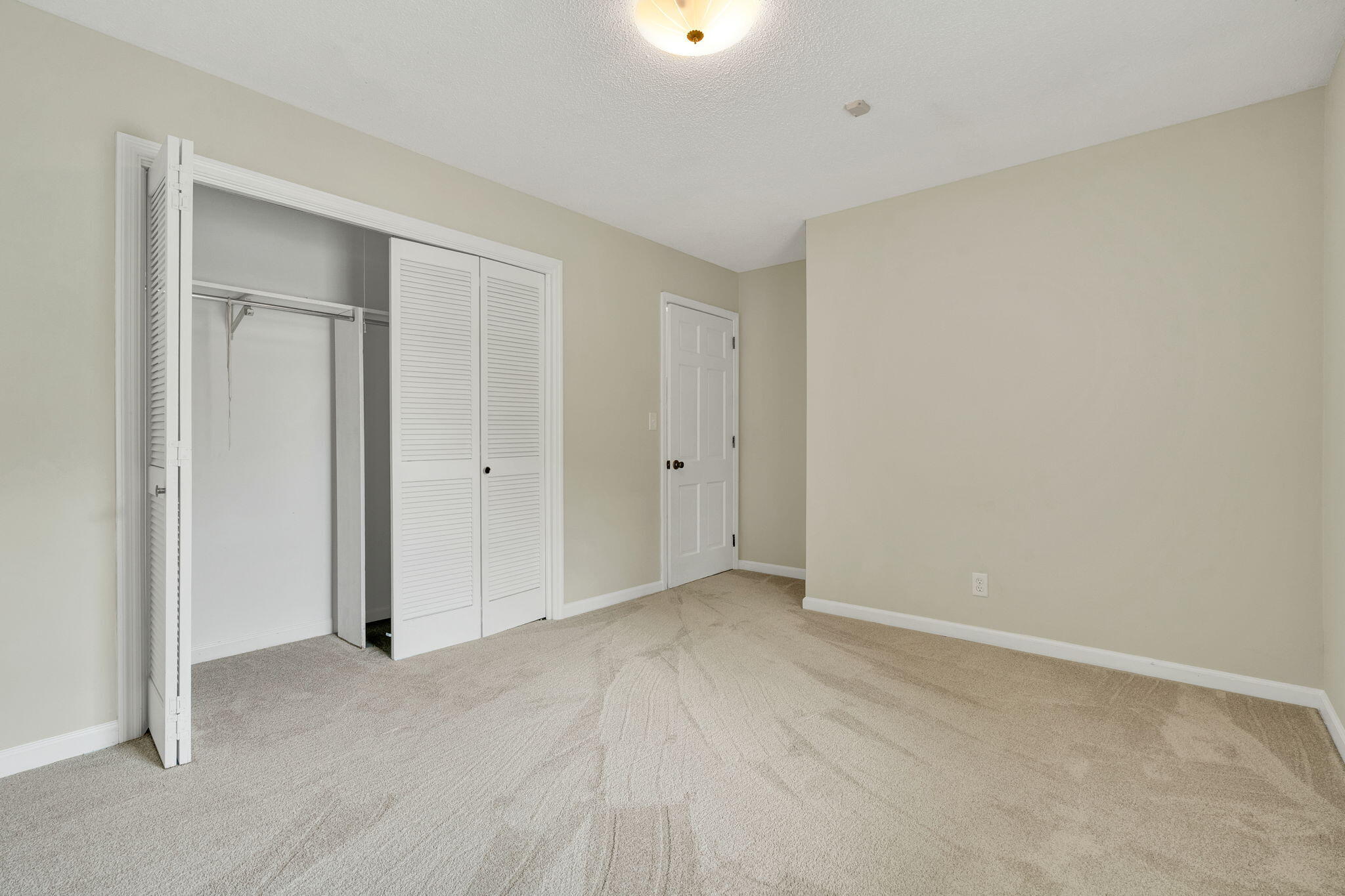 7104 Moreview Road
