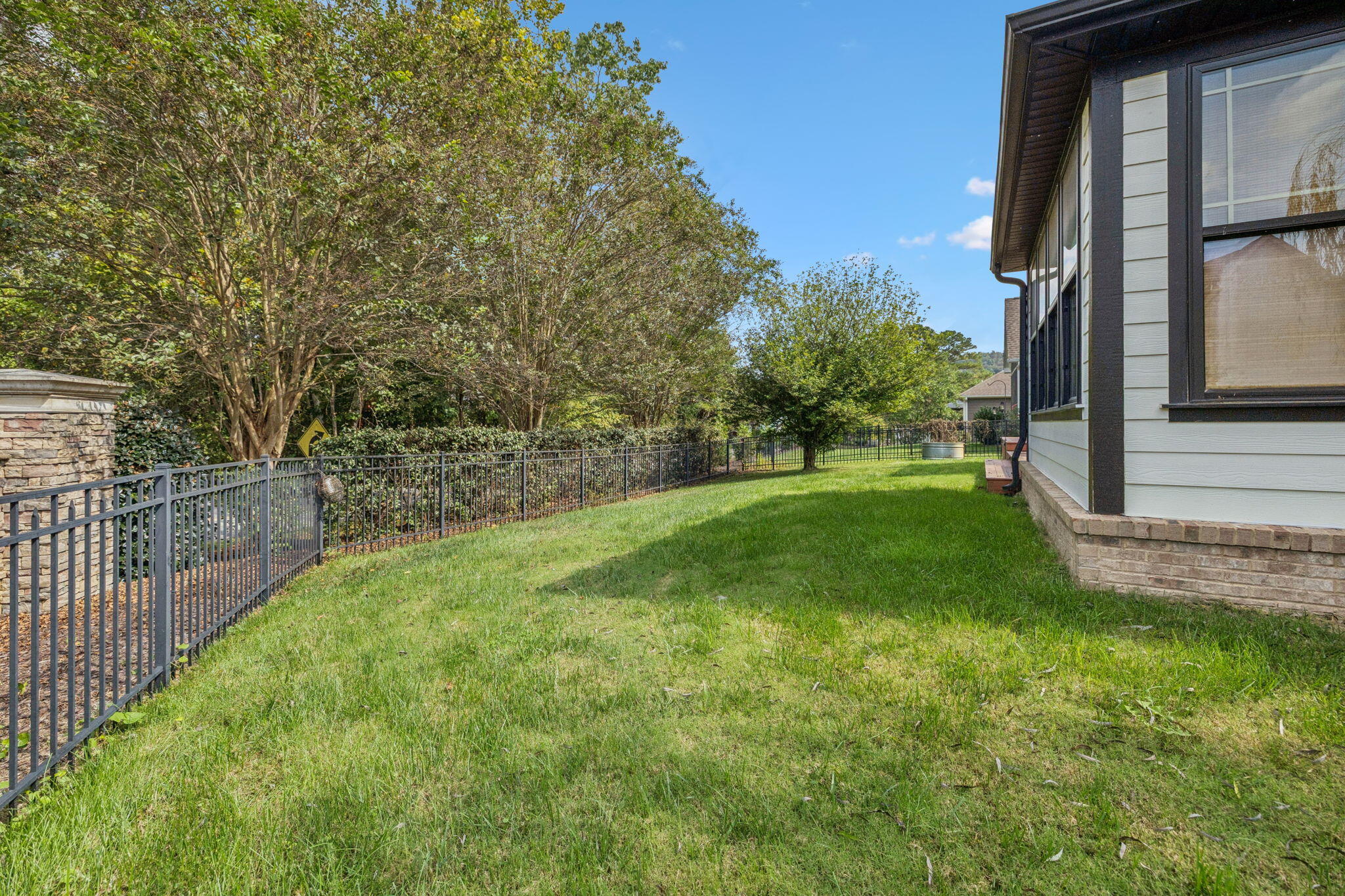 9507 Rookwood Circle